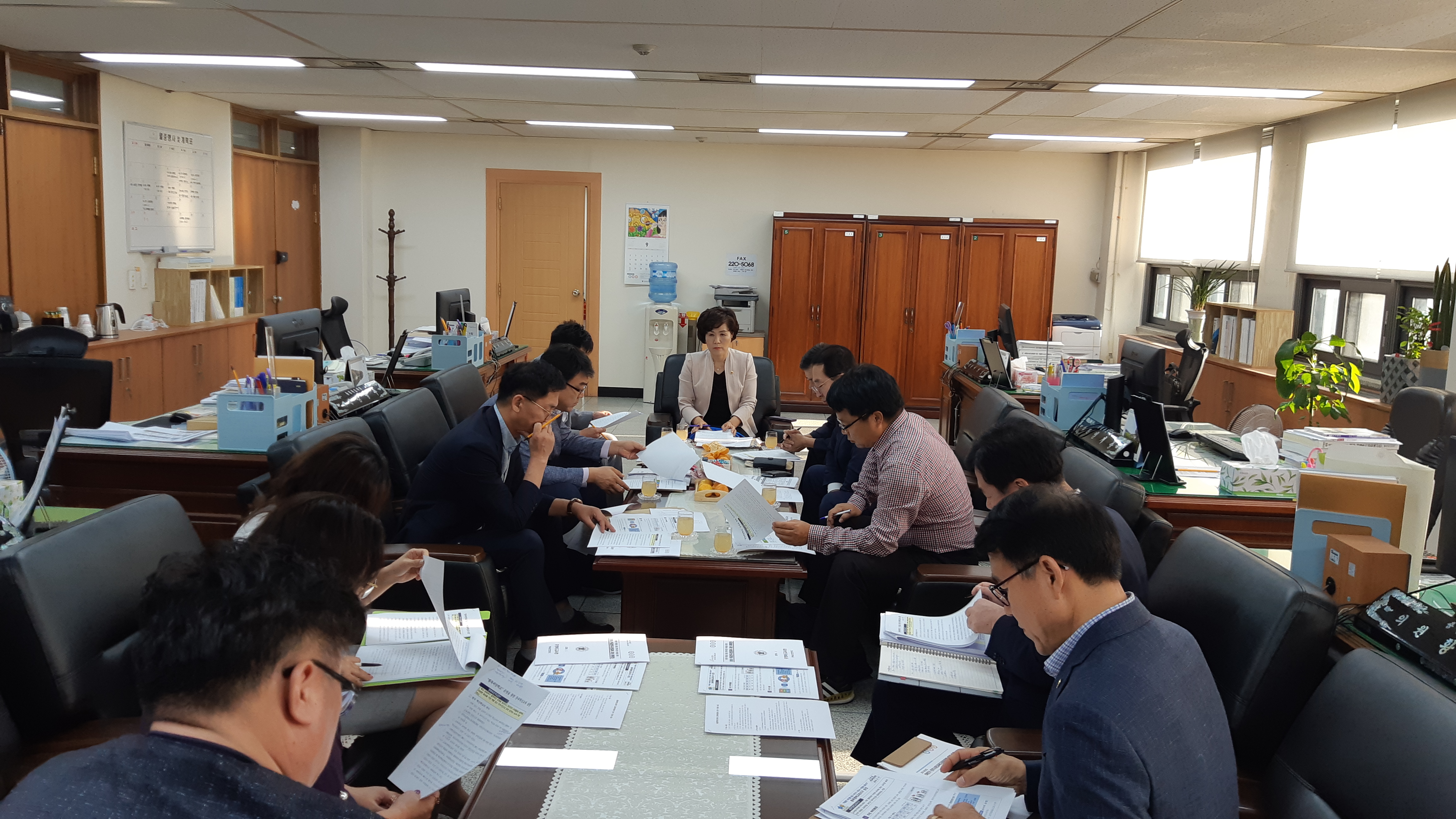 교육위원회 국외연수 관련 도교육청과의 간담회 - 1