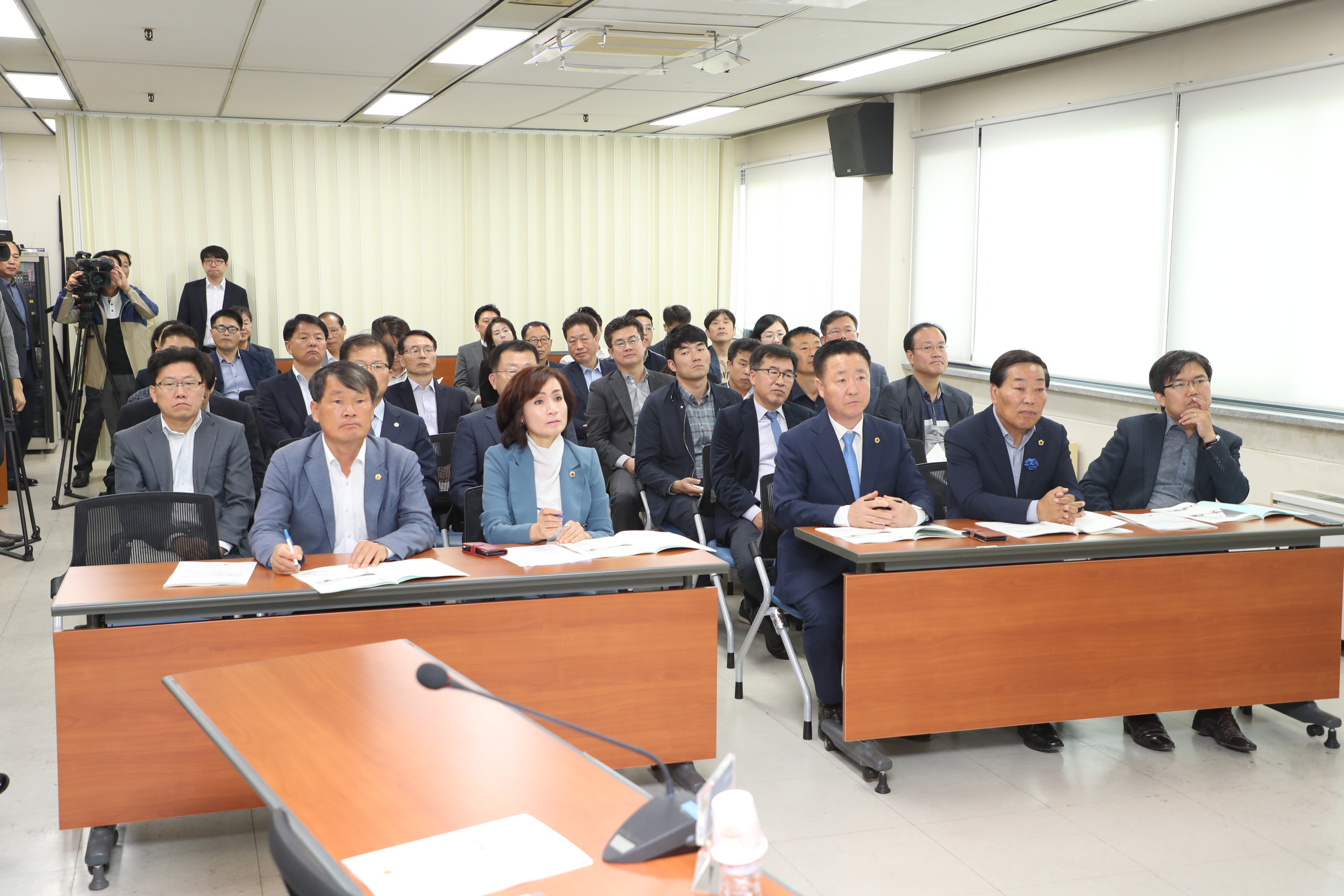 산업경제위원회 청주에어로폴리스 1지구 발전 방안 위한 토론회  - 2