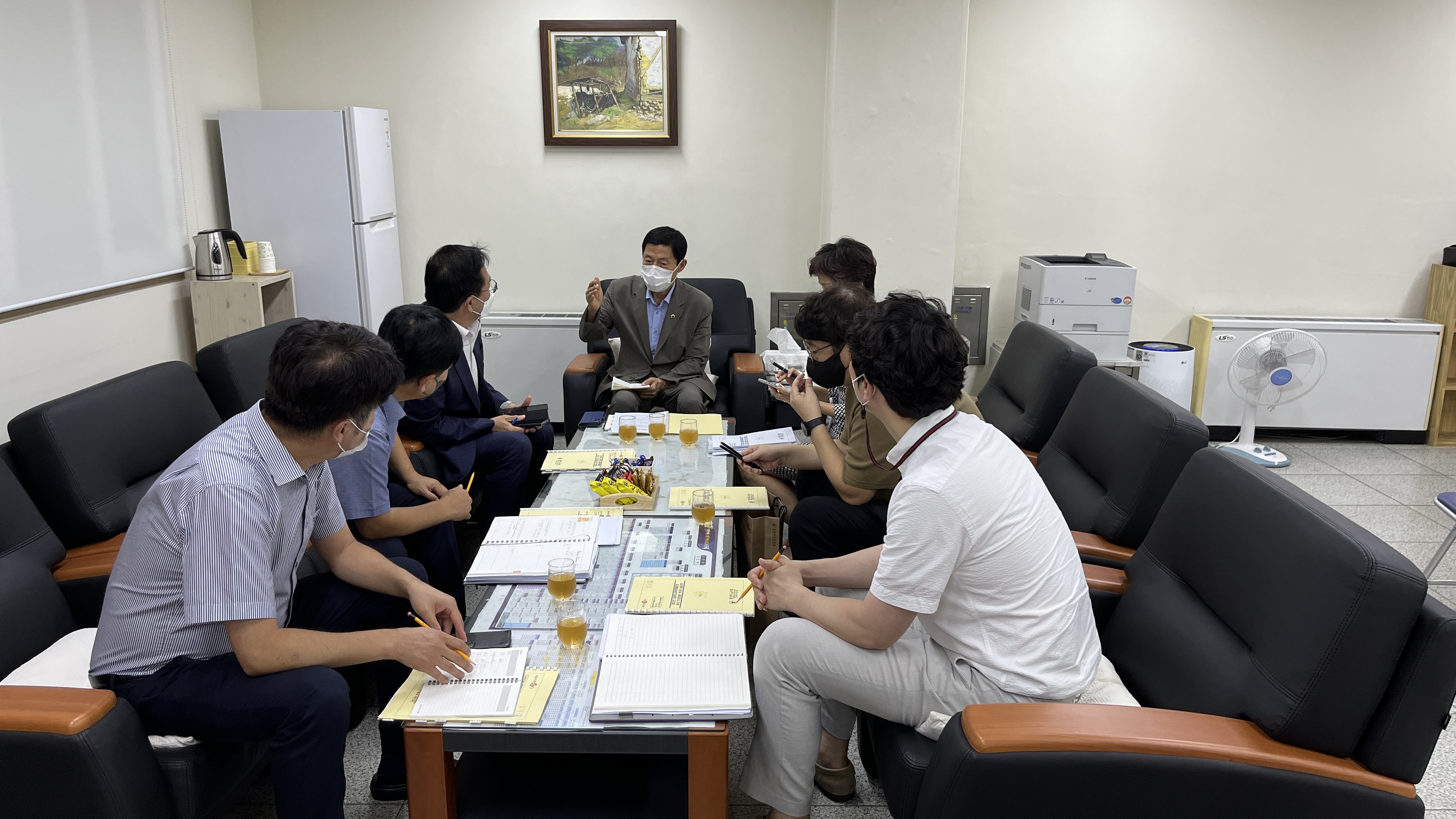 김현문 의원, 집행부(충청북도교육청 예산과) 간담회 실시 - 2