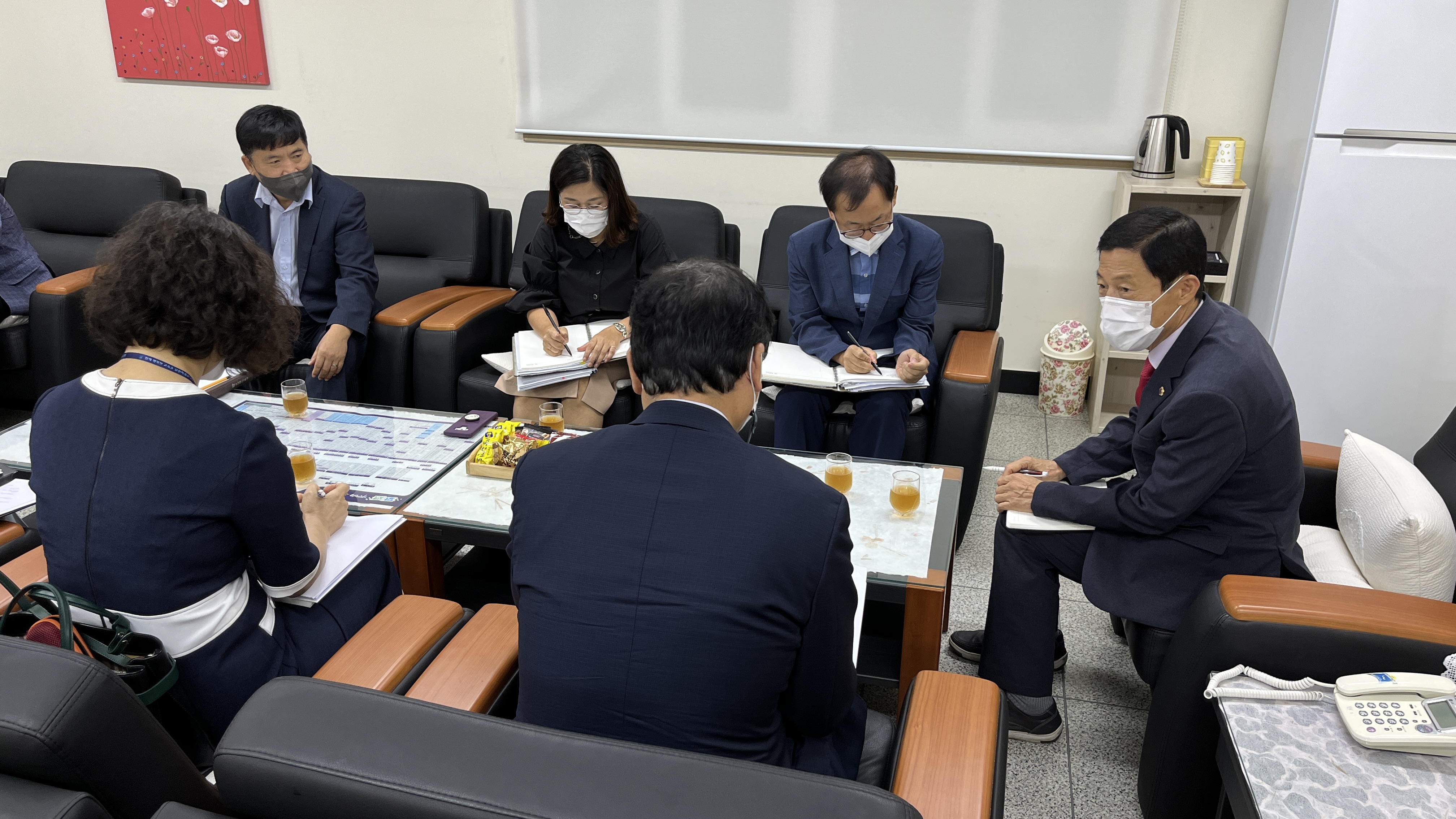 김현문 의원, AI영재학교 관련 집행청(도‧교육청)과의 간담회 실시 - 1