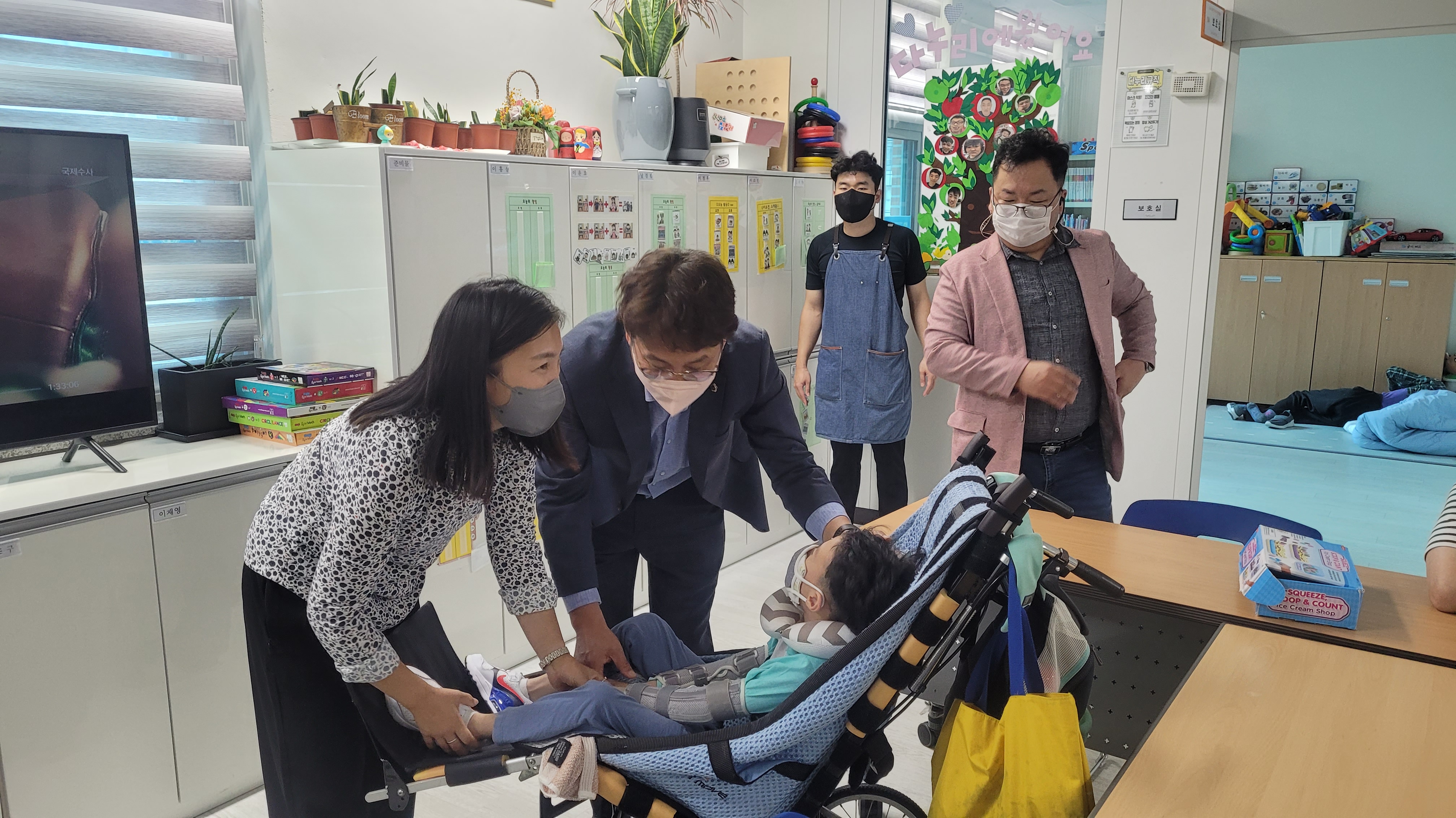 이정범 의원, 추석맞이 사회복지시설 방문(충주시장애인다누리주간보호센터) - 2