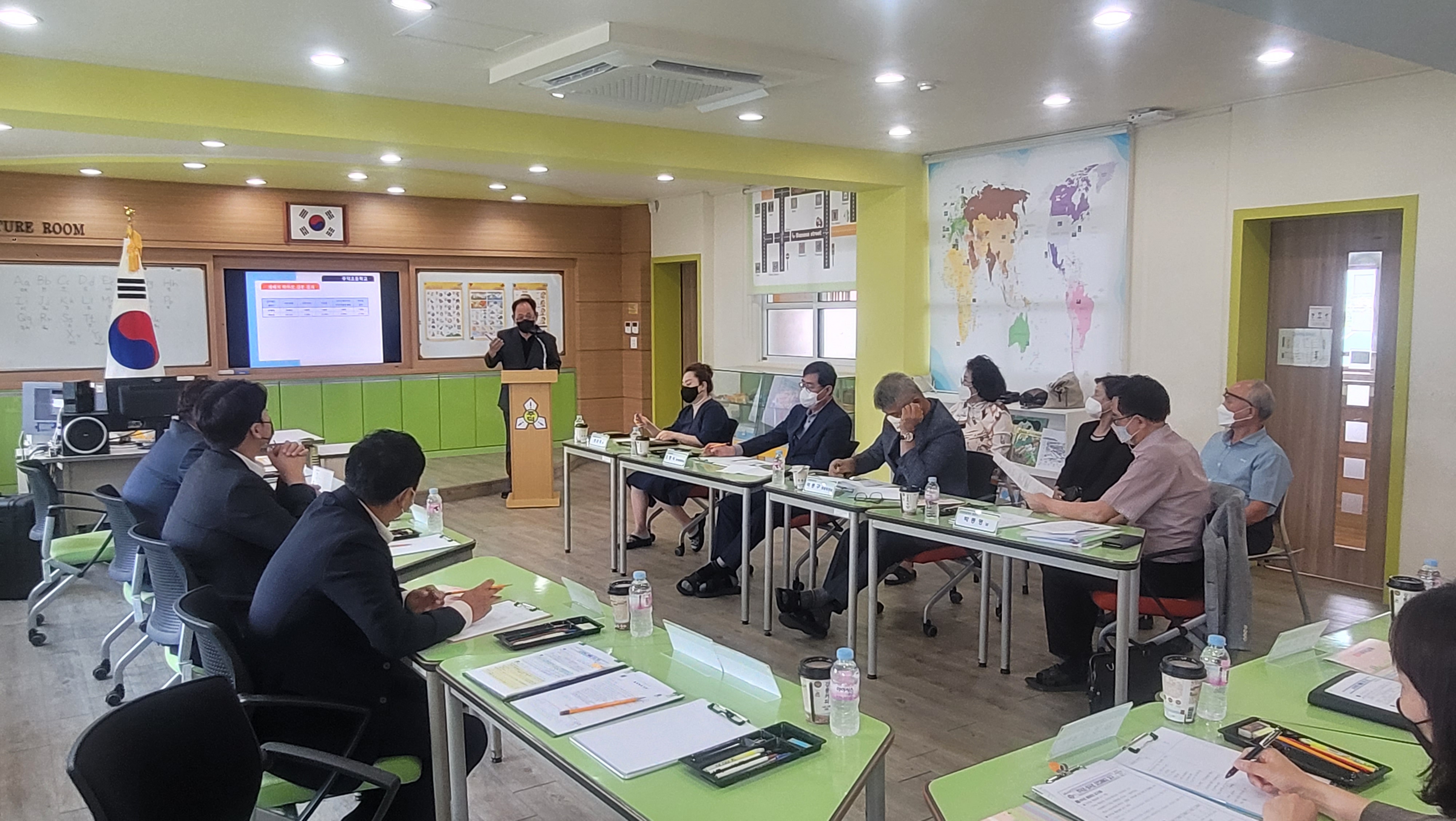 이정범 의원, 주덕초등학교 현지 방문 - 1
