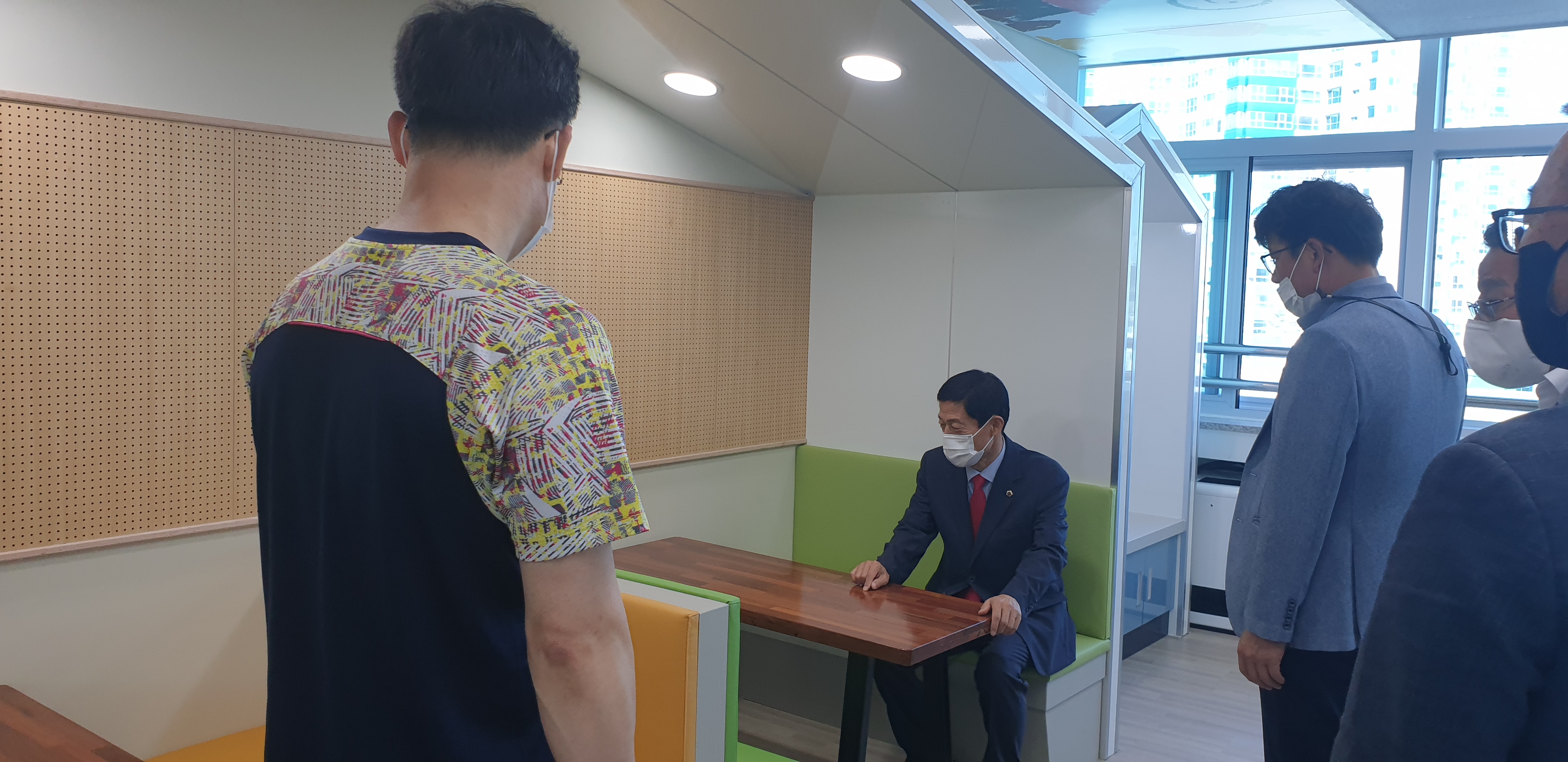 김현문 의원, 한벌초등학교 방문 - 3