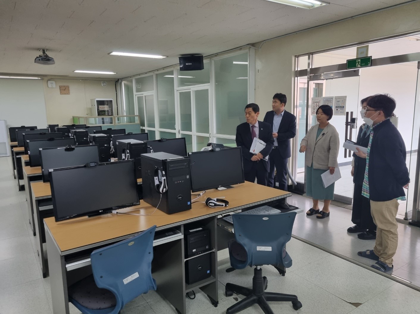 김현문 위원장, 남일초 과학관 현지 확인 - 2