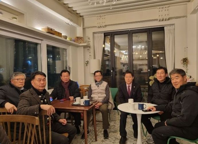김현문 의원, 미원중학교 총동문회 임원회의 참석 - 1