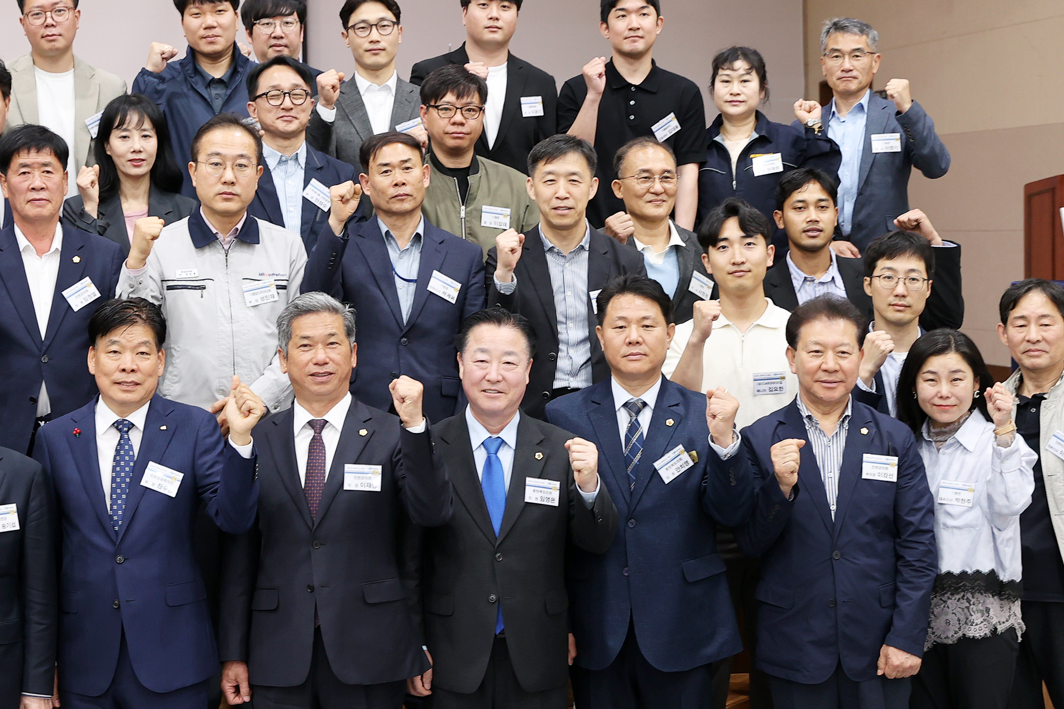 안치영 의원, 우석대학교 근로자의날 시상식 참석 - 1