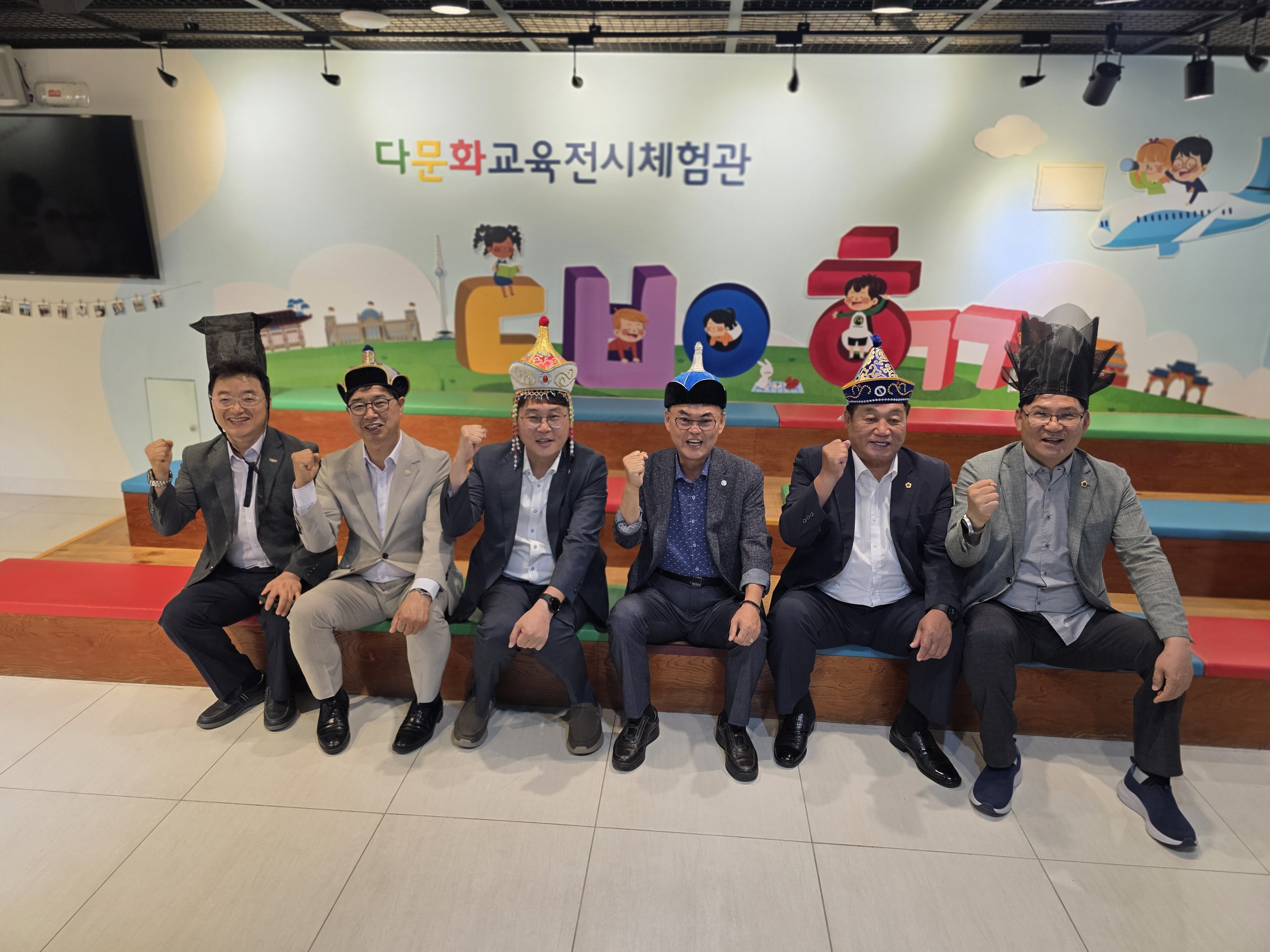 교육위윈회, 제427회 임시회 현장방문 실시(국제교육원) - 7