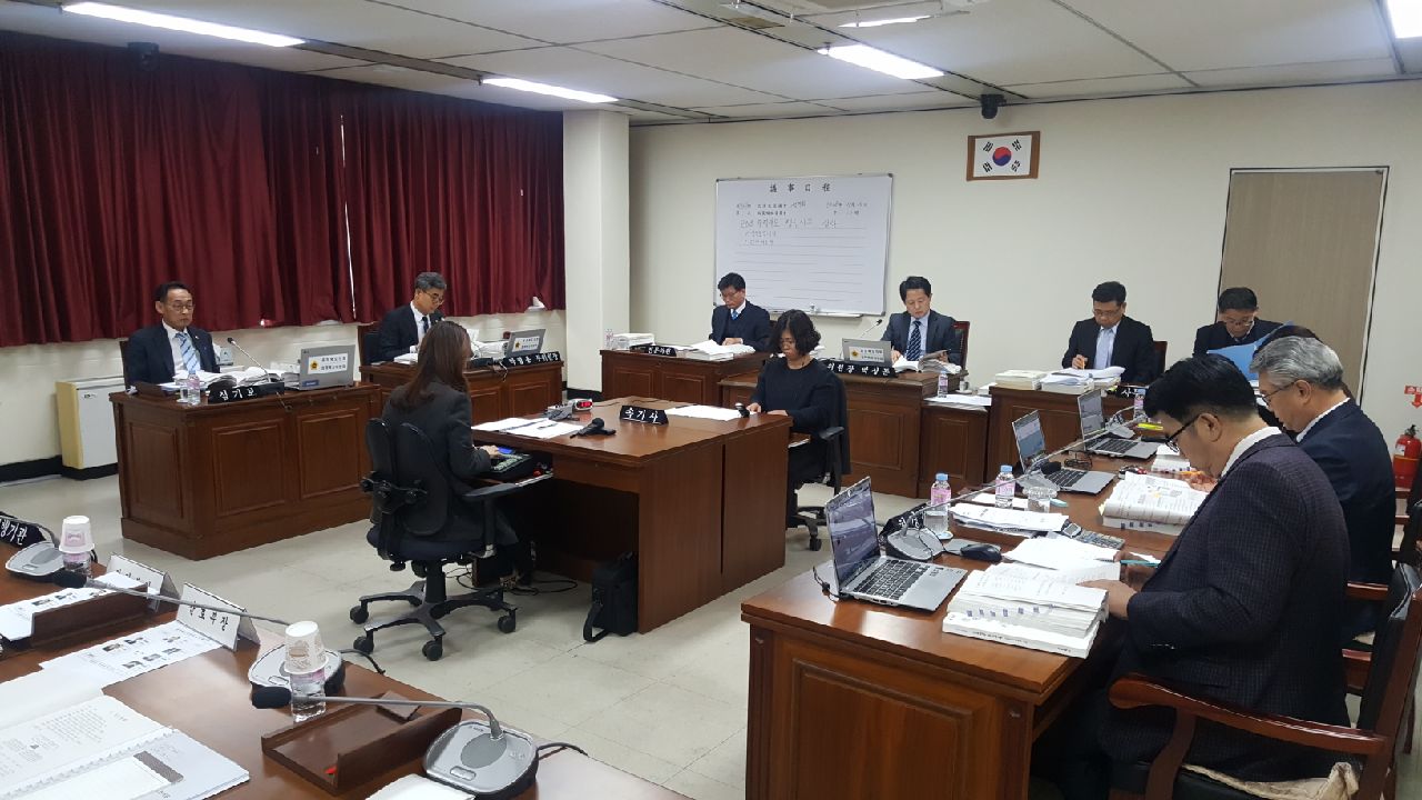 정책복지위원회 행정사무감사(청주의료원) - 2