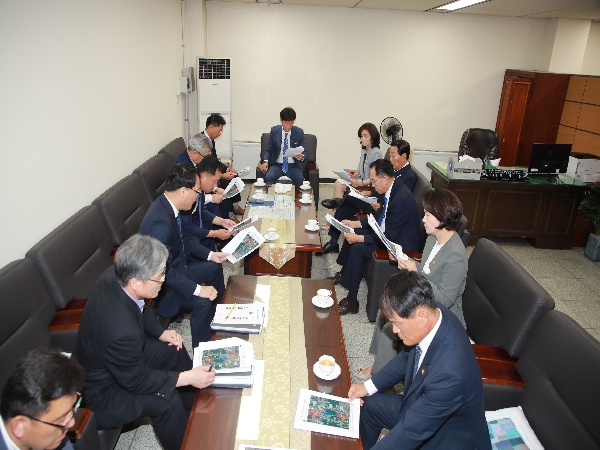 충북선철도고속화지원및KTX오송역활성화특위 간담회 개최 - 1