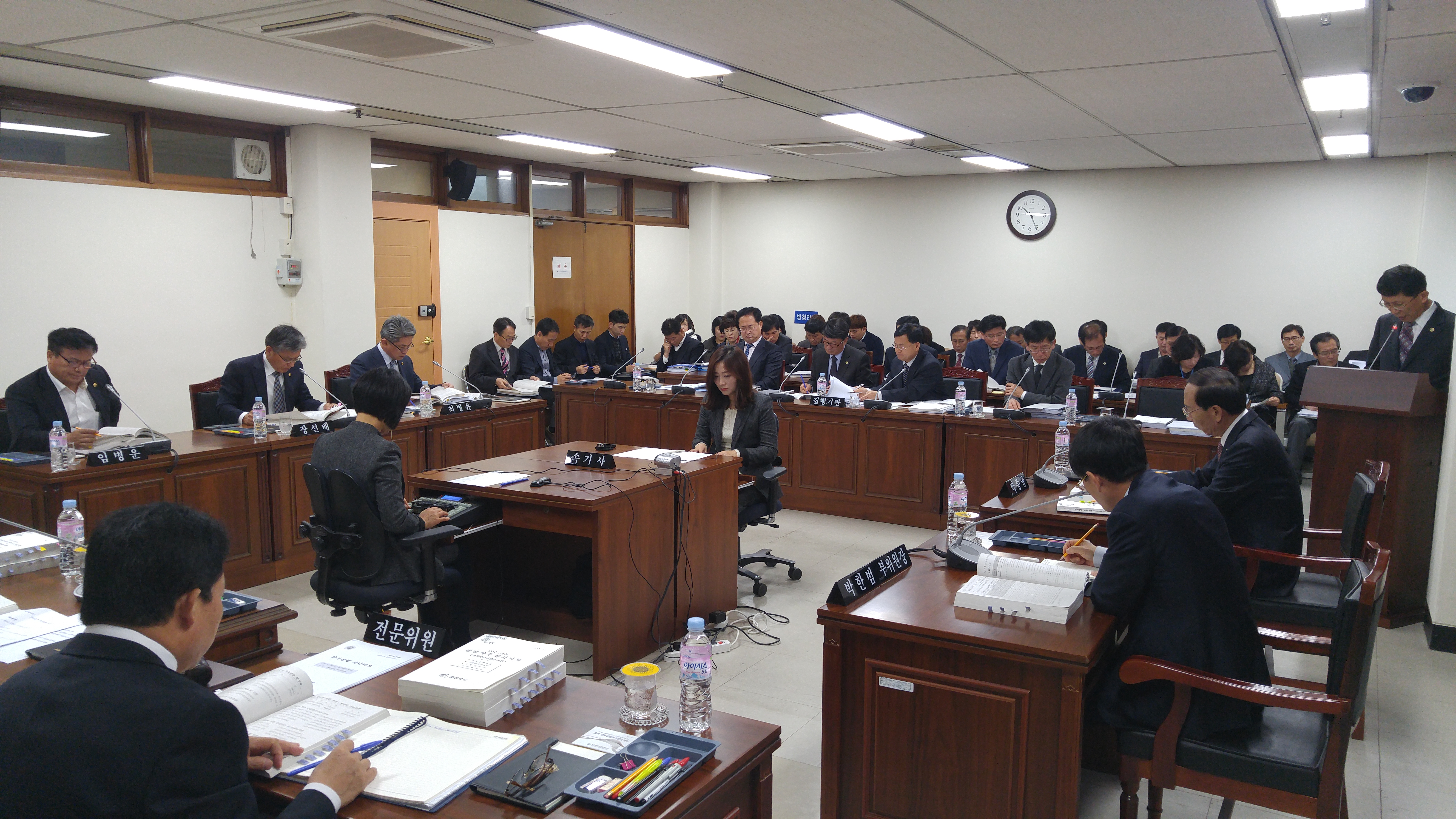 정책복지위원회 보건복지국 행정사무감사 실시 - 4