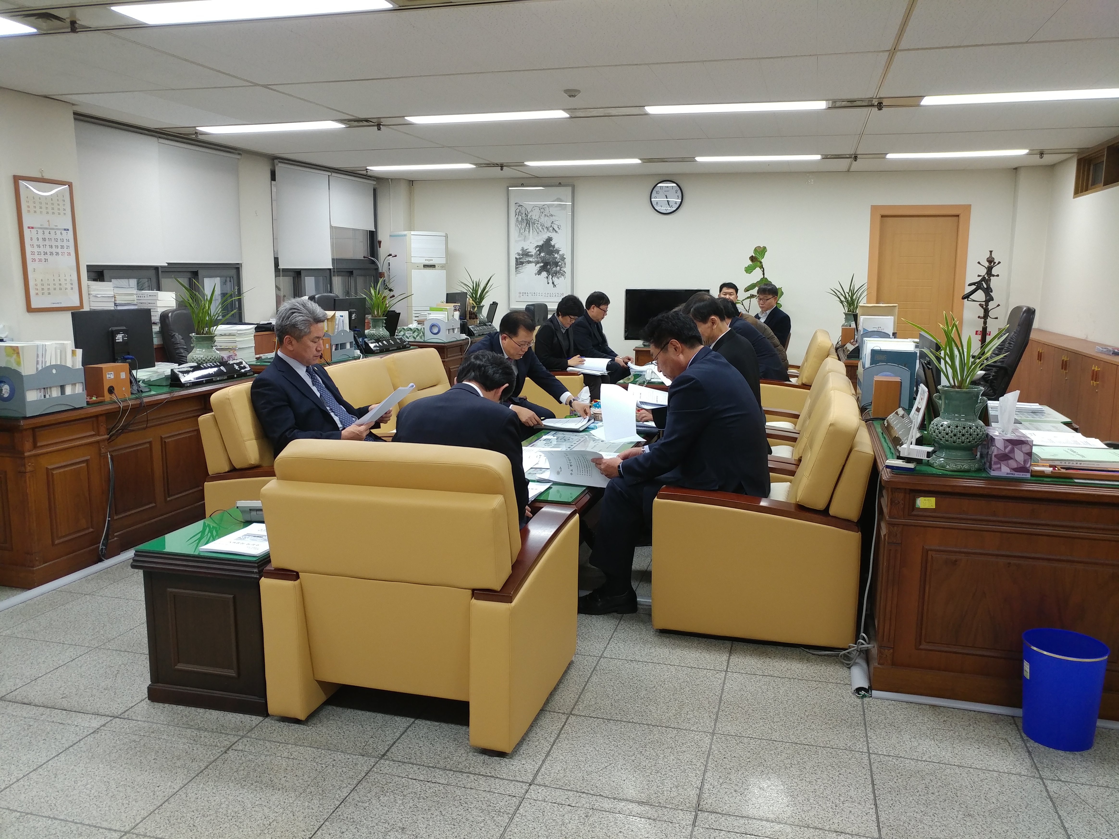 제353회 임시회 자체간담회 및 집행부 간담회  - 1