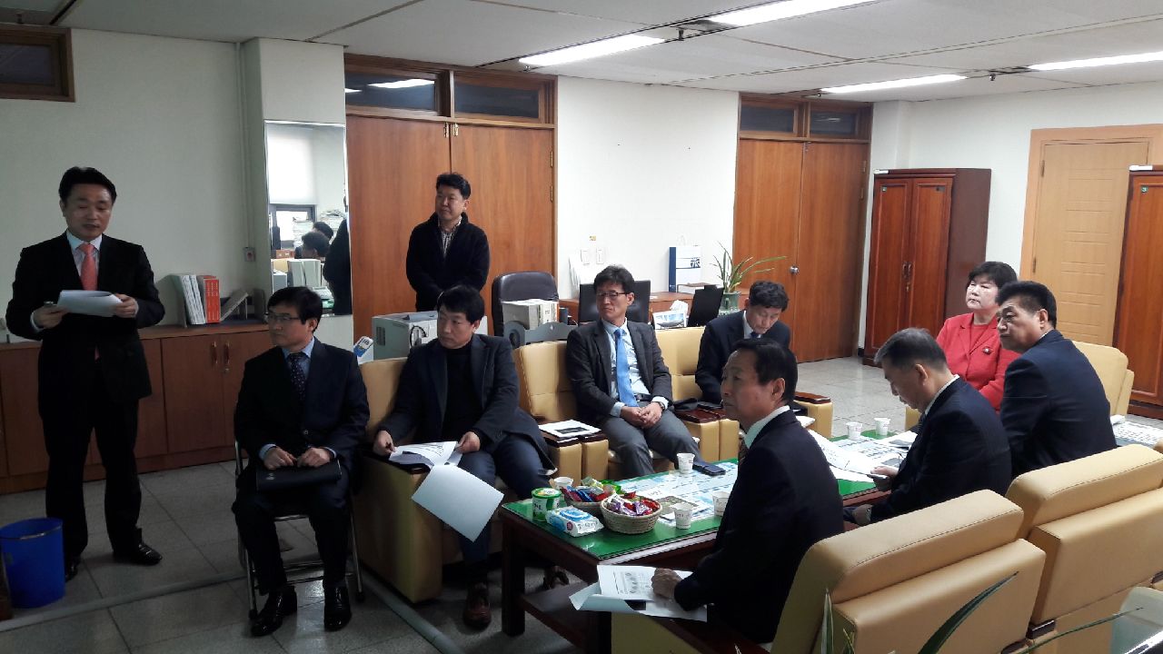 행정문화위원회 자문위원 간담회 개최(의정학술 연구용역 중간보고 자문) - 1