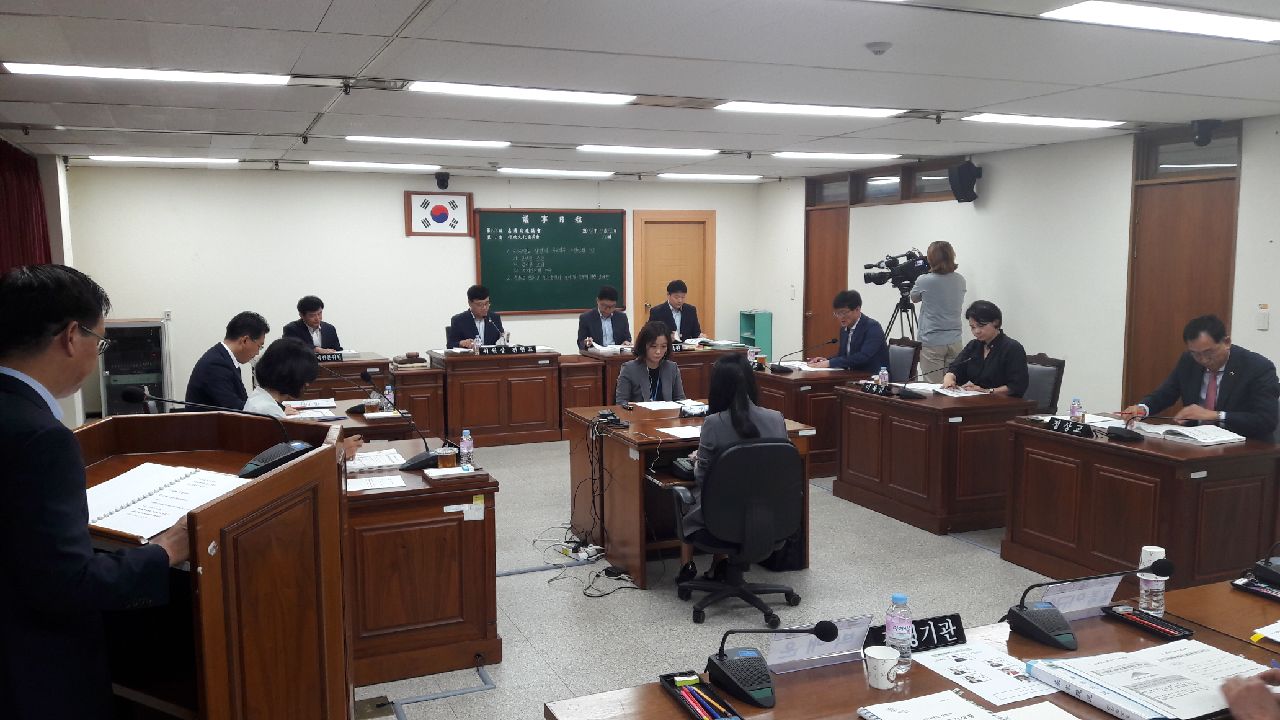 제366회 임시회 제1차 행정문화위원회 - 3