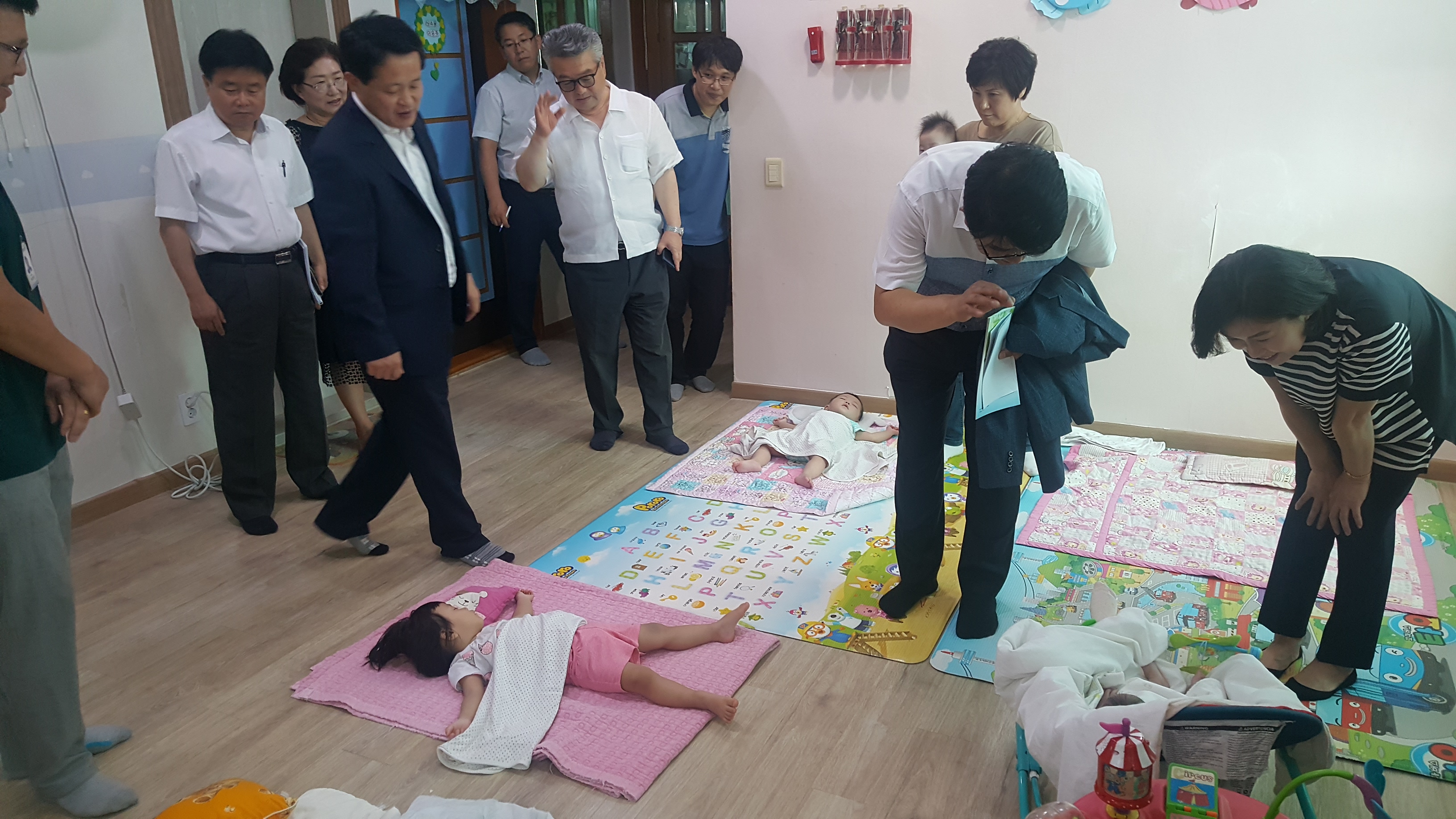 충북도의회 정책복지위원회 폭염 속 민생현장 챙기기 분주 - 4