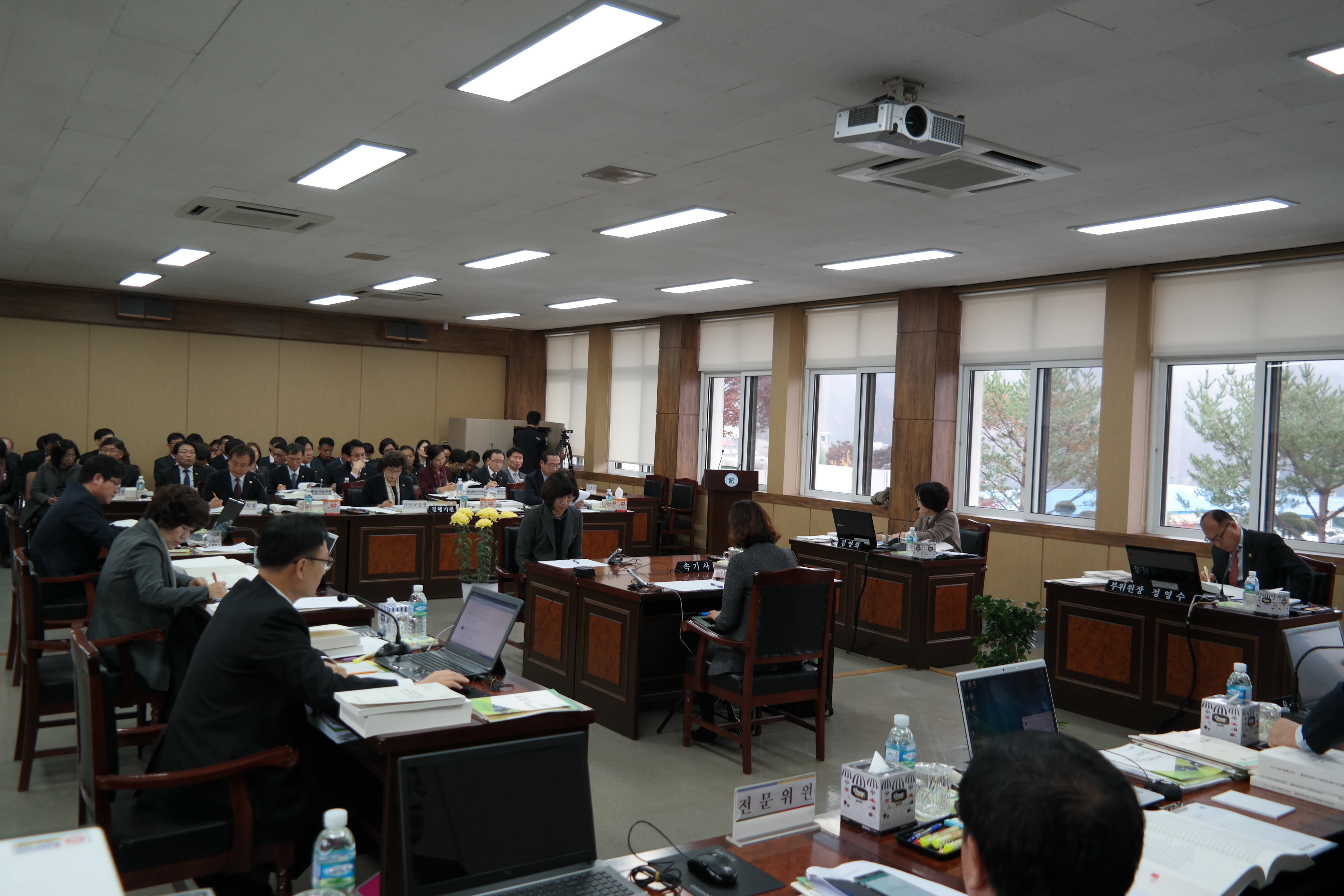 교육위원회 2015년도 충주, 제천, 단양교육지원청 행정사무감사 실시 - 1