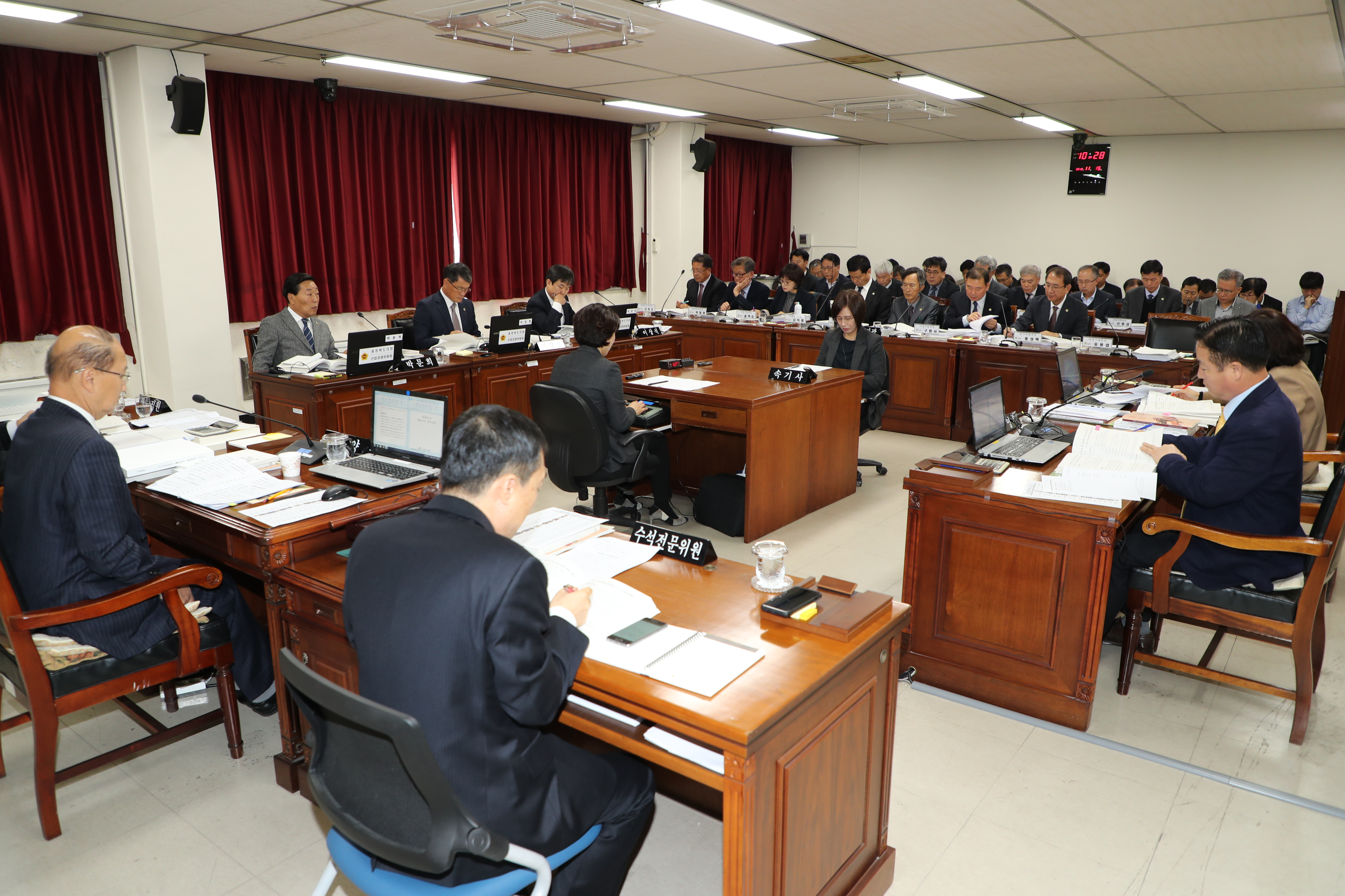 산업경제위원회 농업기술원 소관 행정사무감사  - 3