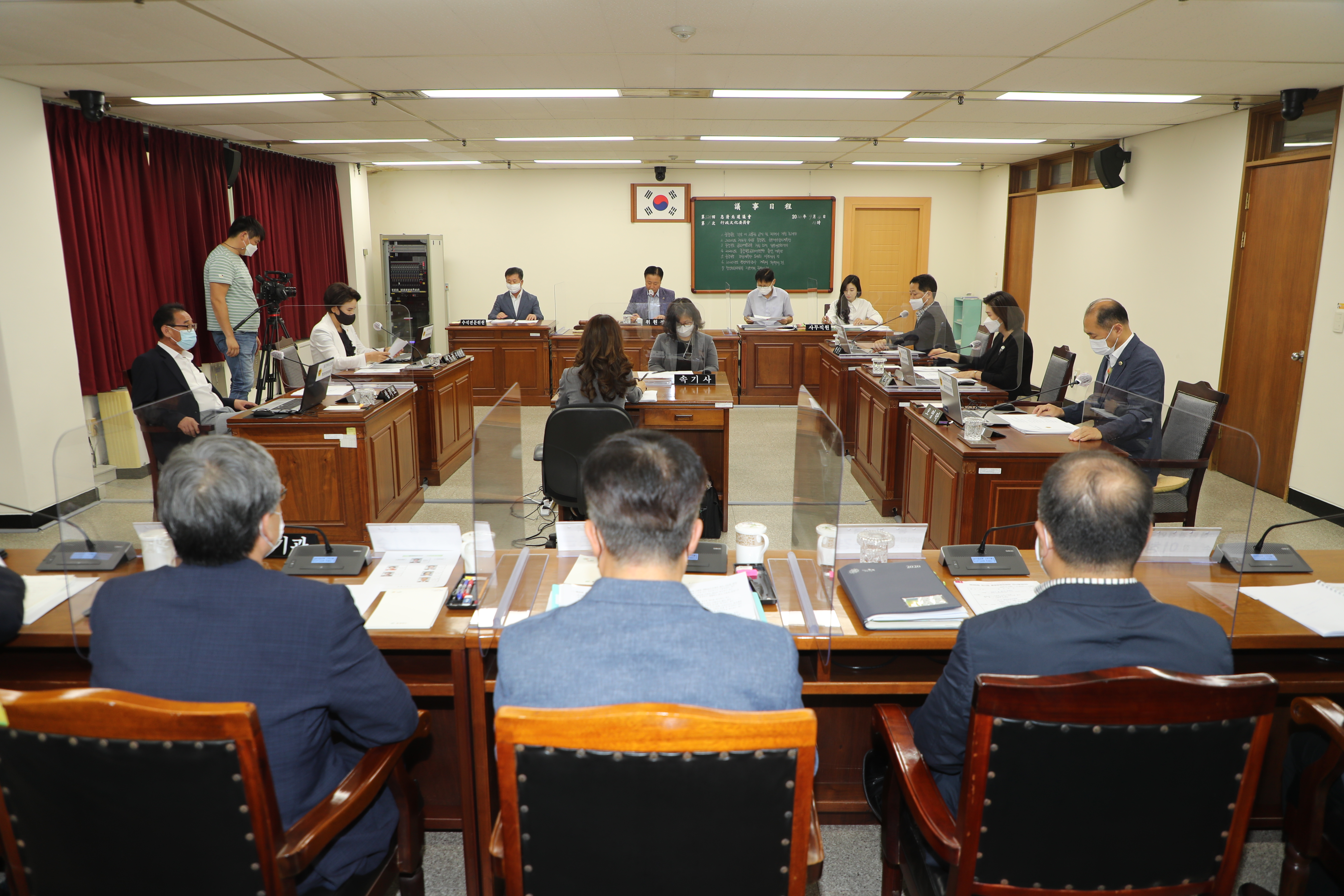 제385회 임시회 제1차 행정문화위원회 개최 - 1