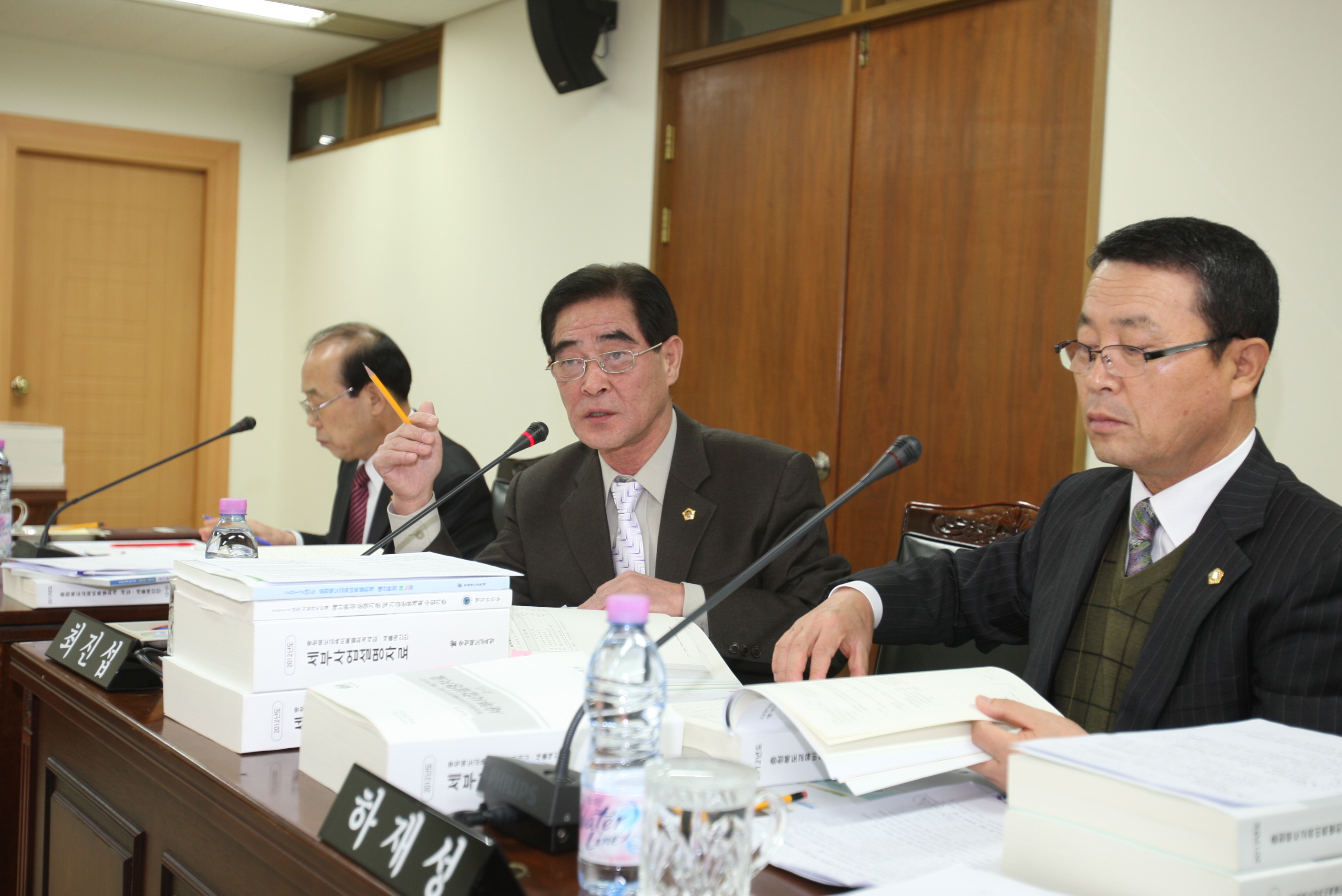 장병학의원, 영어과 교사 해외연수 편중 문제점 지적  - 1