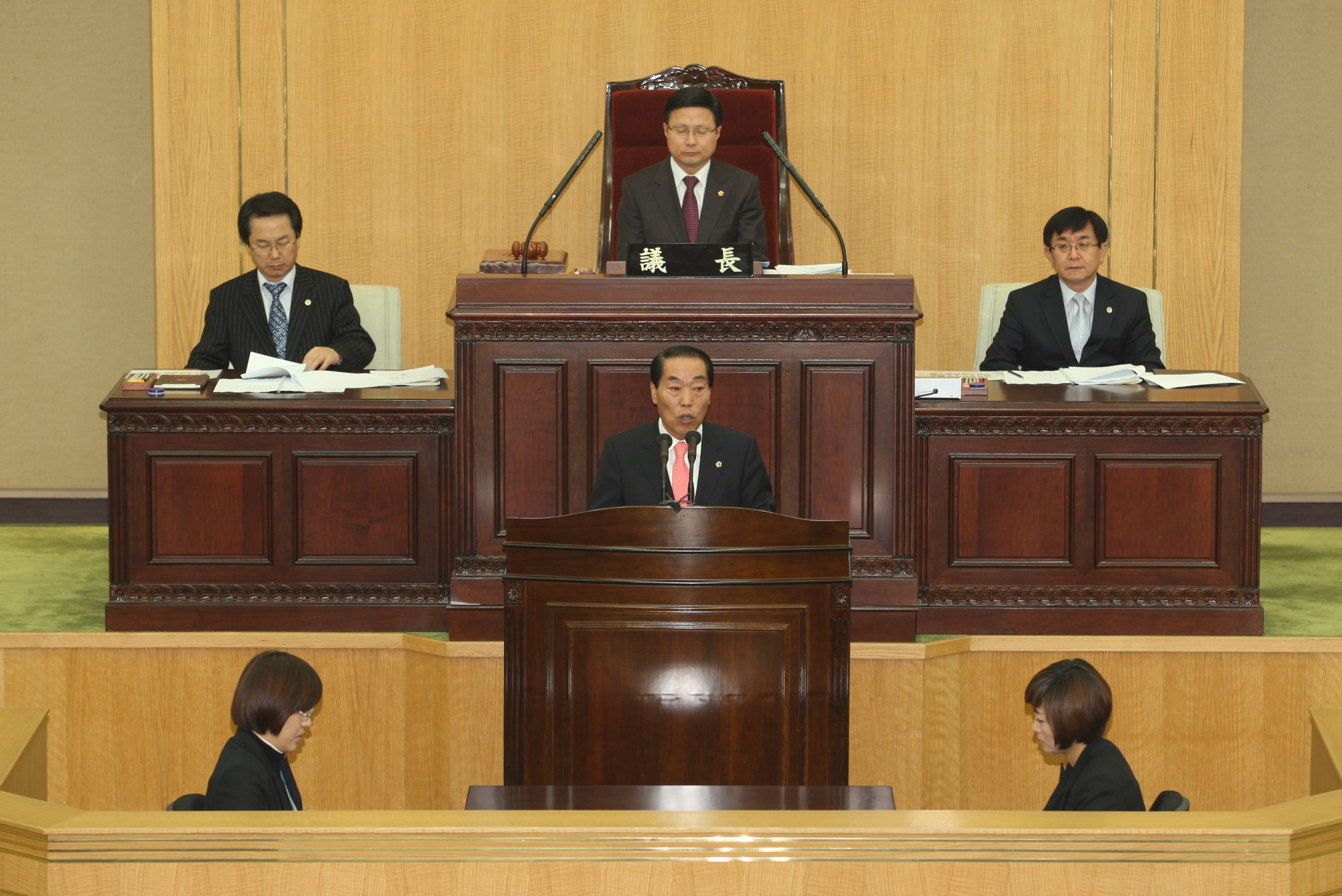 원칙에 입각한 공직자의 업무처리와 학교폭력 감소를 위한 정서교육 필요(박문희 도의원) - 1