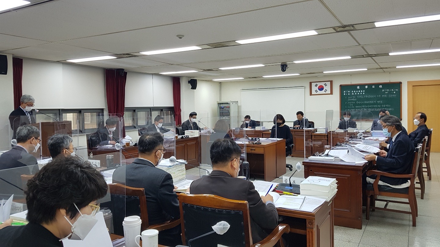 제387회 정례회 제2차 교육위원회 개최 - 1