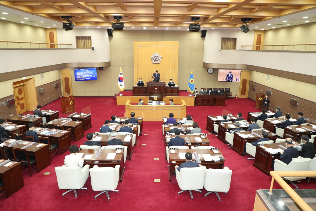 제390회 임시회 2차 본회의 개최 - 2