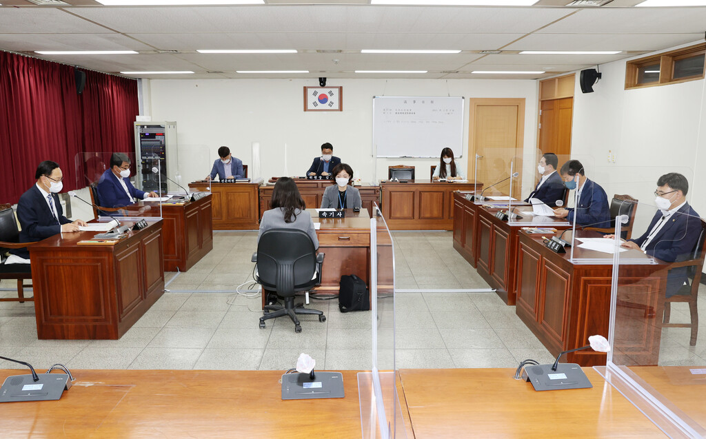 제391회 정례회 3차 건설환경소방위원회 개의 - 1
