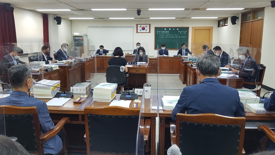제391회 정례회 1차 교육위원회 개의 - 1