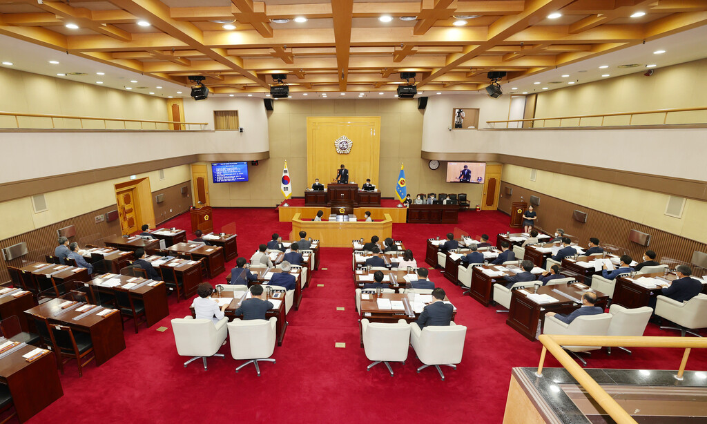충청북도의회 제391회 정례회 제2차 본회의 개의    - 1