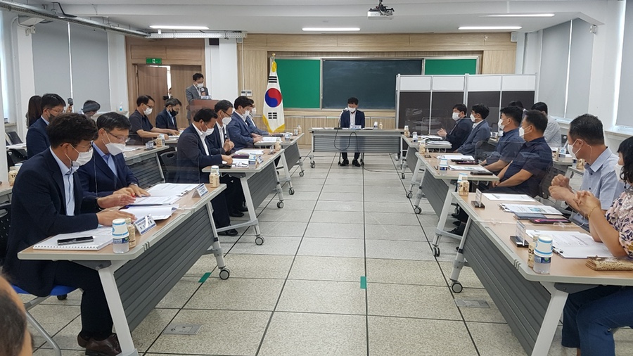 충북도의회, 제천지역 특성화고 발전 방향 모색 간담회 개최 - 1