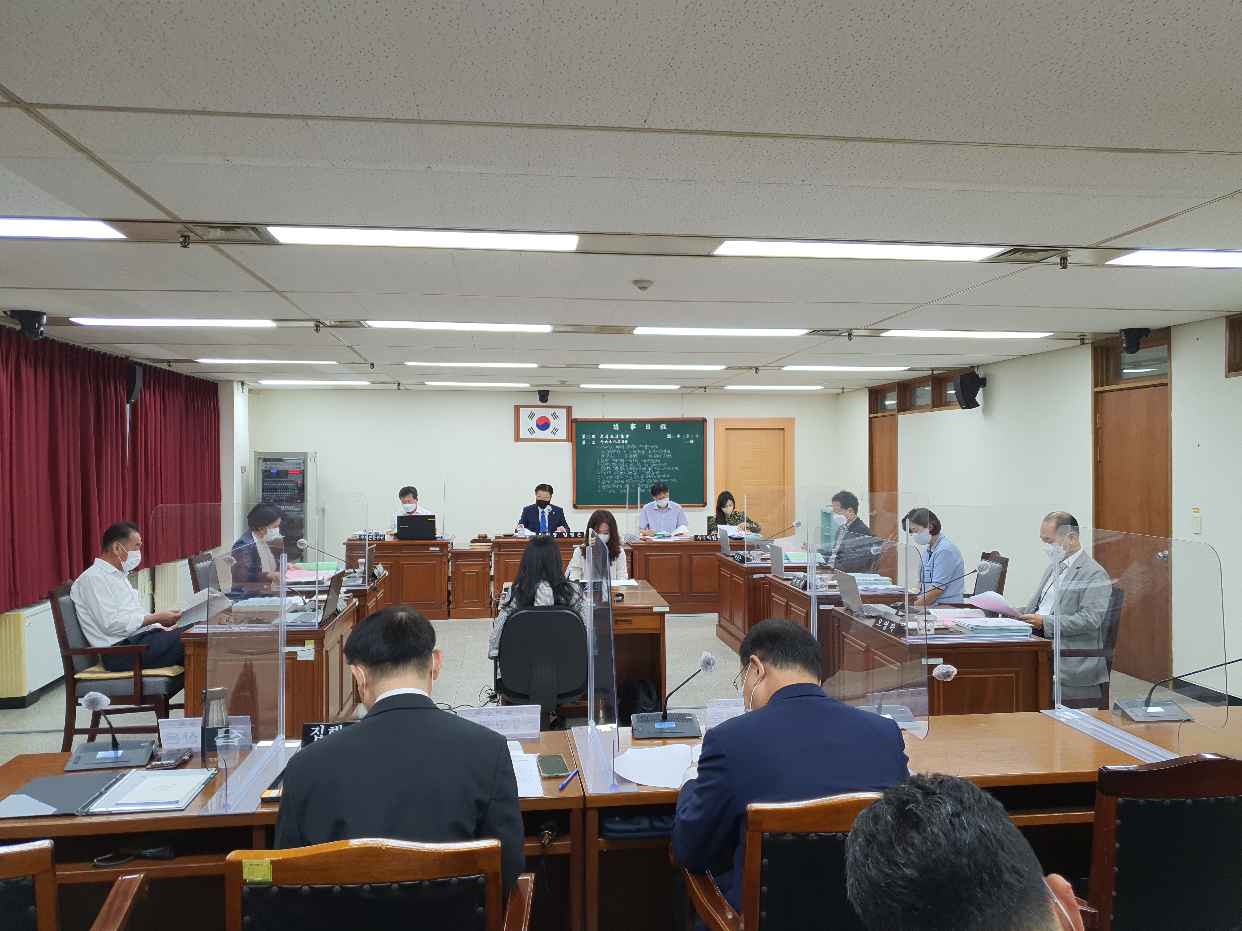 충북도의회 제393회 임시회 제1차 행정문화위원회 개최 - 1