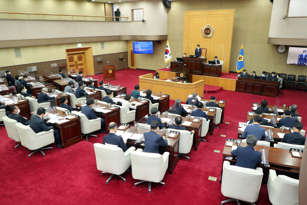 충청북도의회 제394회 임시회 개회    - 1