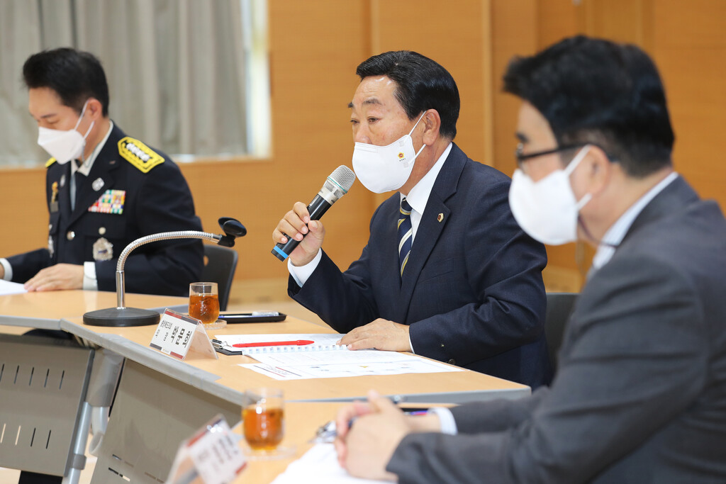 충북도의회 박문희 의장, 청주서부소방서 방문 간담회 열어 - 2