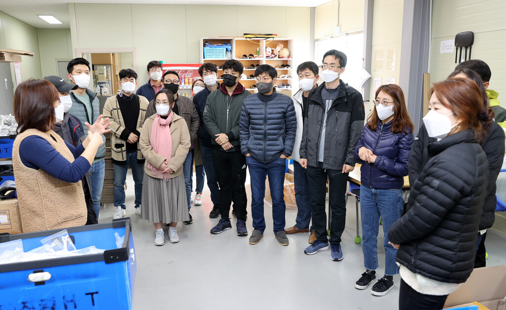 충청북도의회사무처 총무담당관실 일손봉사 실시 - 2