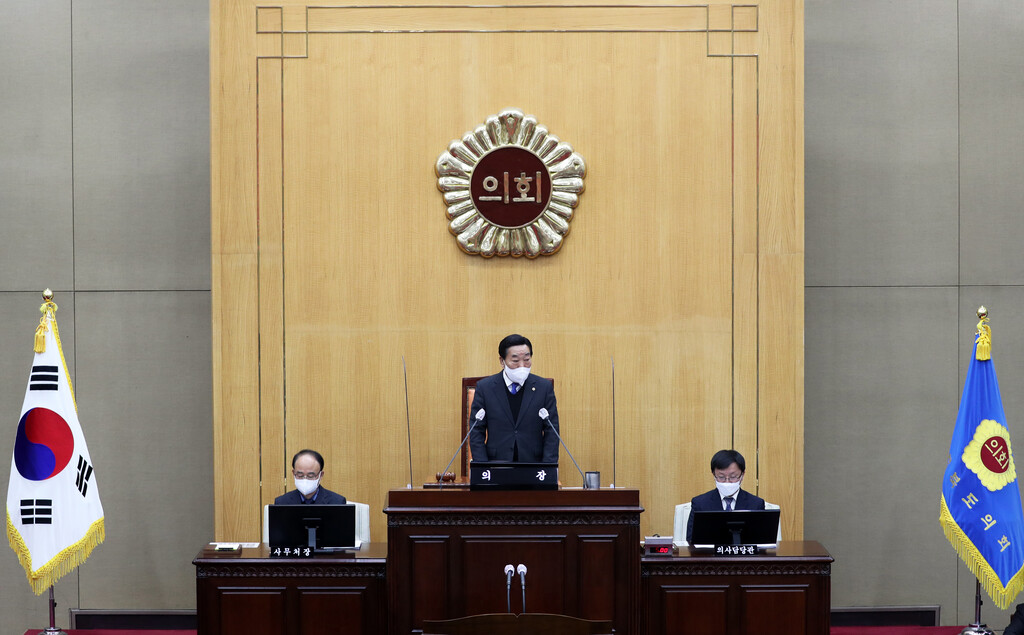 충청북도의회 제397회 임시회 제2차 본회의 개의   - 2