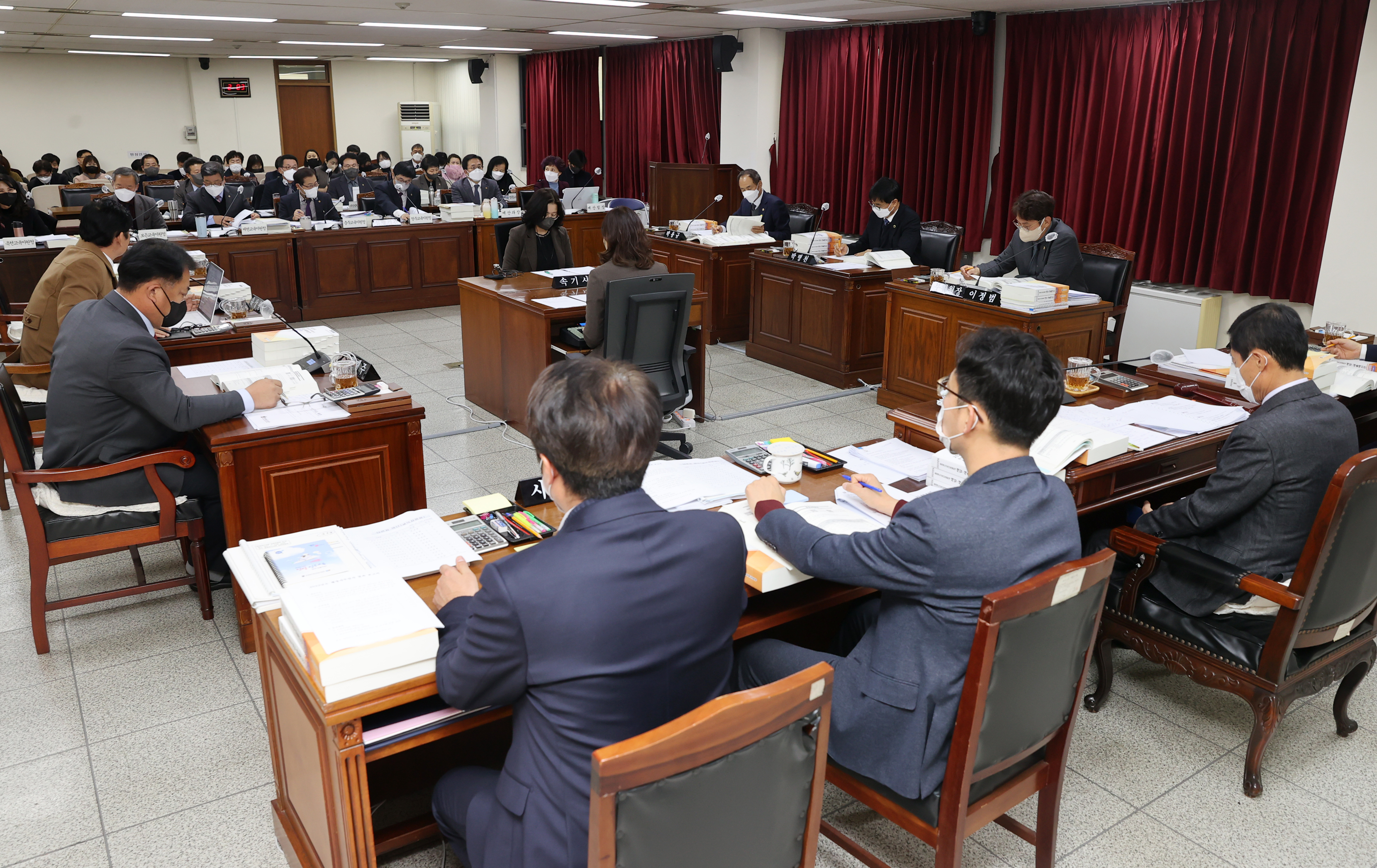충북도의회 교육위원회, 2023년도 도교육청 예산안 심사 마쳐 - 2