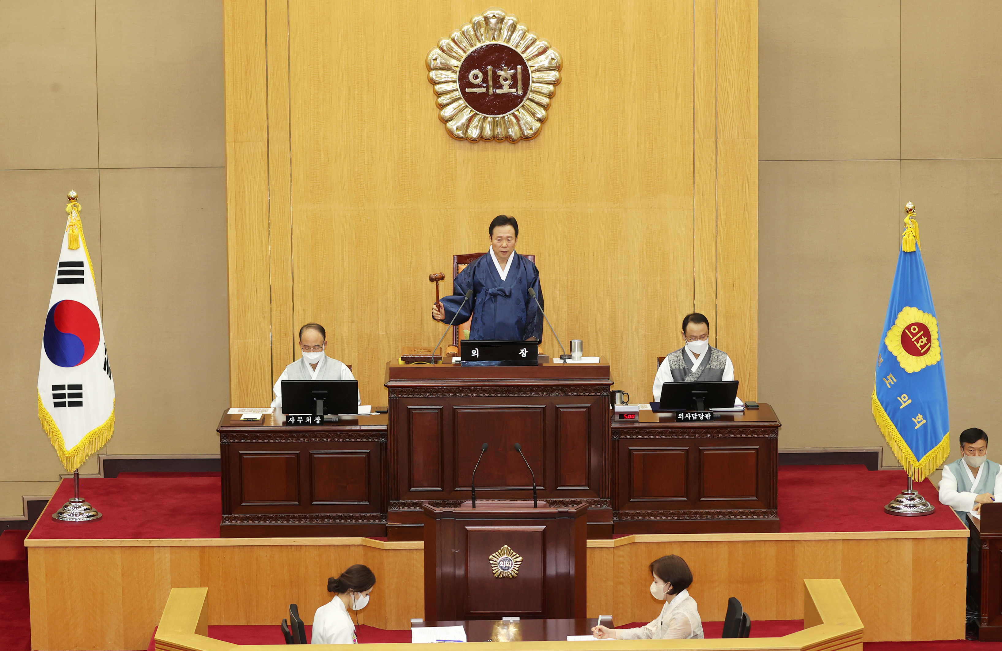 제406회 충북도의회 임시회 제1차 본회의 - 5