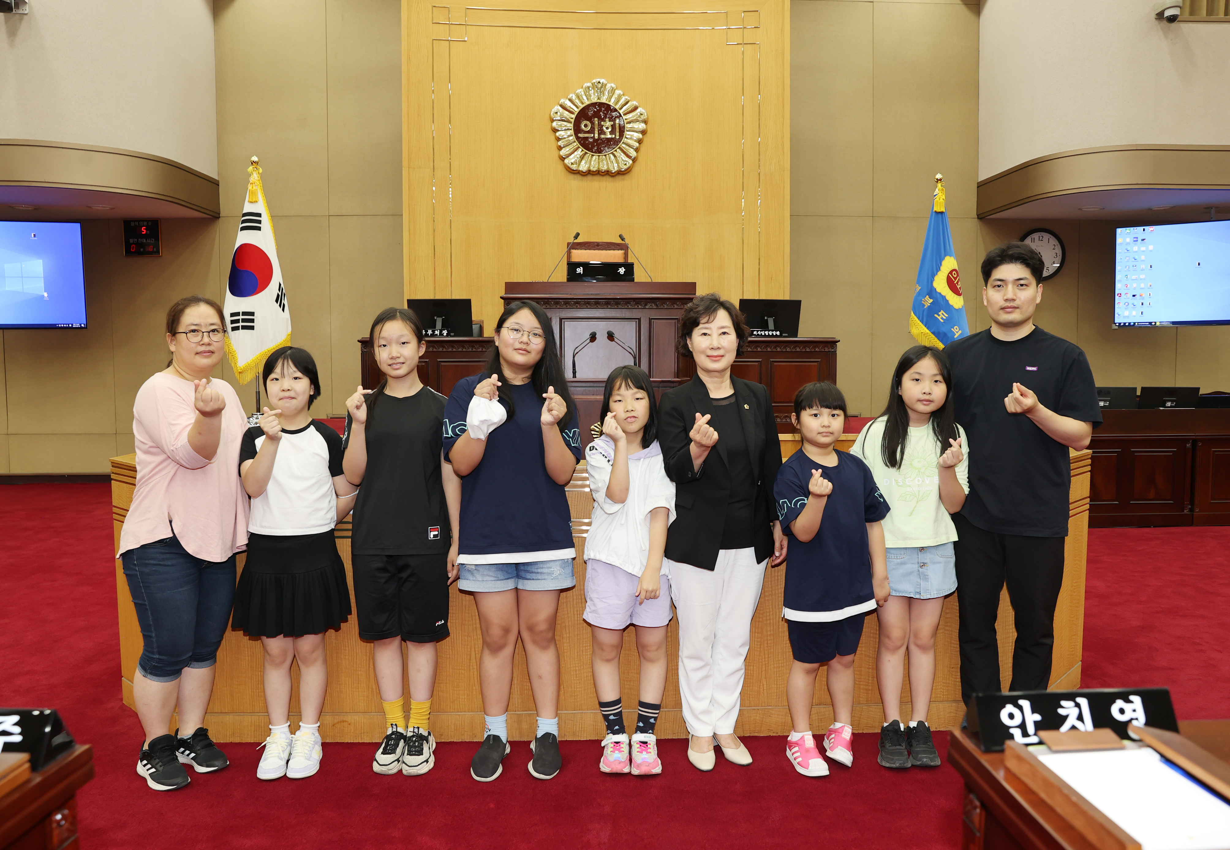 보은 수한초교 학생들 도의회 방문 - 1