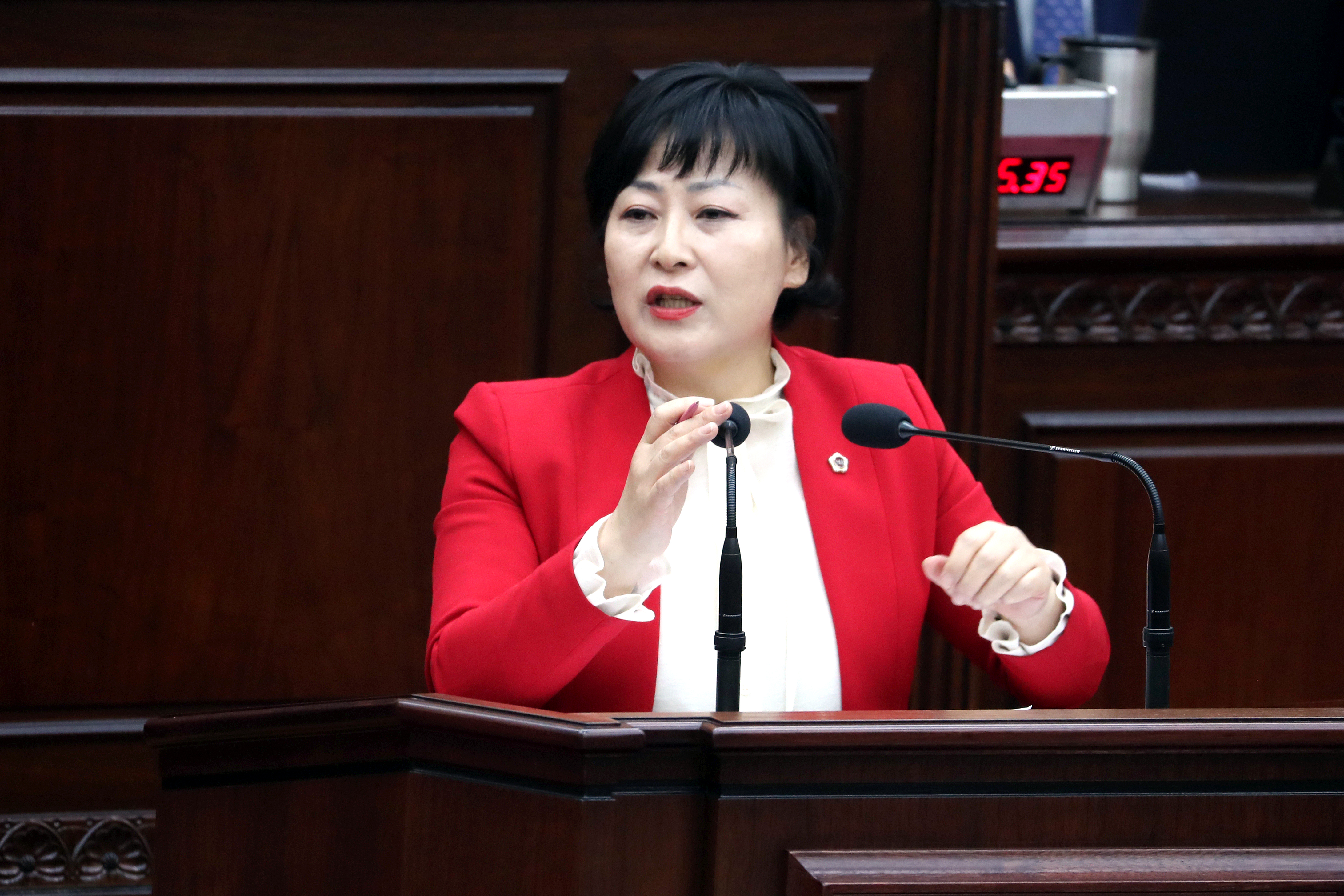 김꽃임 의원  “경제회복·지역업체 보호에 역량 집중” - 1