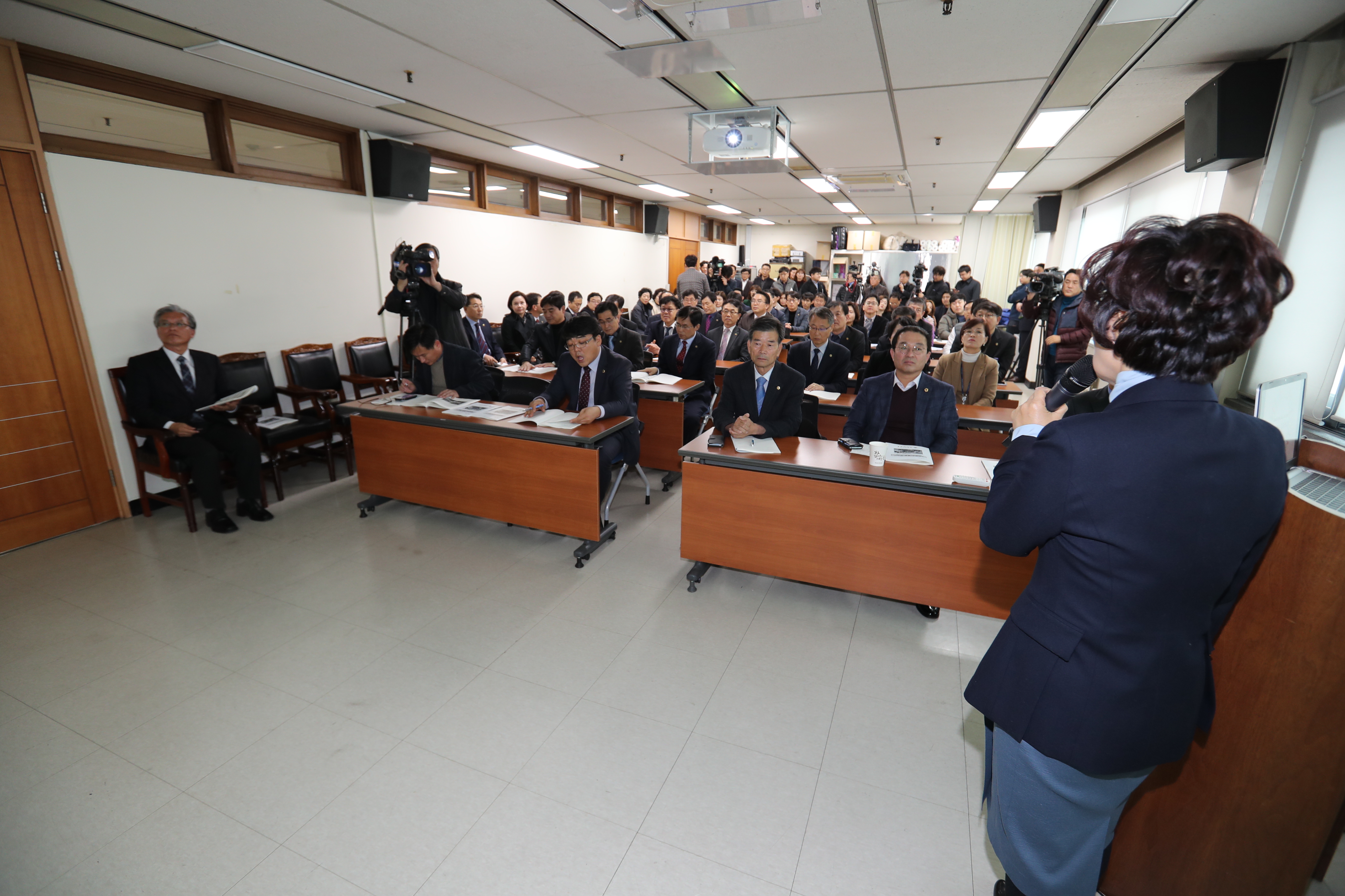 교육위원회, 국외연수 결과보고회 개최 - 4