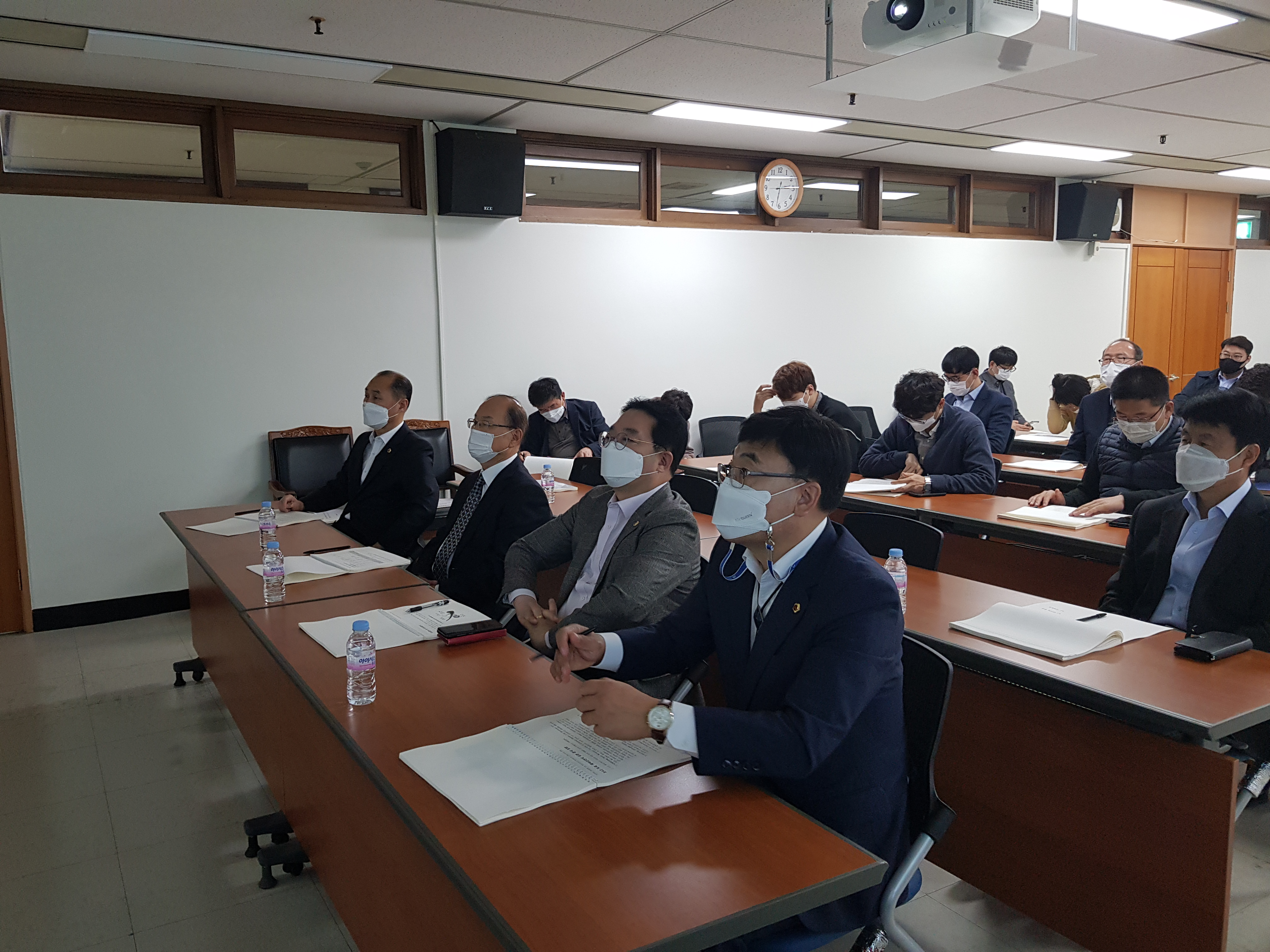충청북도 북부권역 도로 재비산먼지의 발생원인과 지역에 미치는 영향 연구용역 최종보고회 개최 - 1