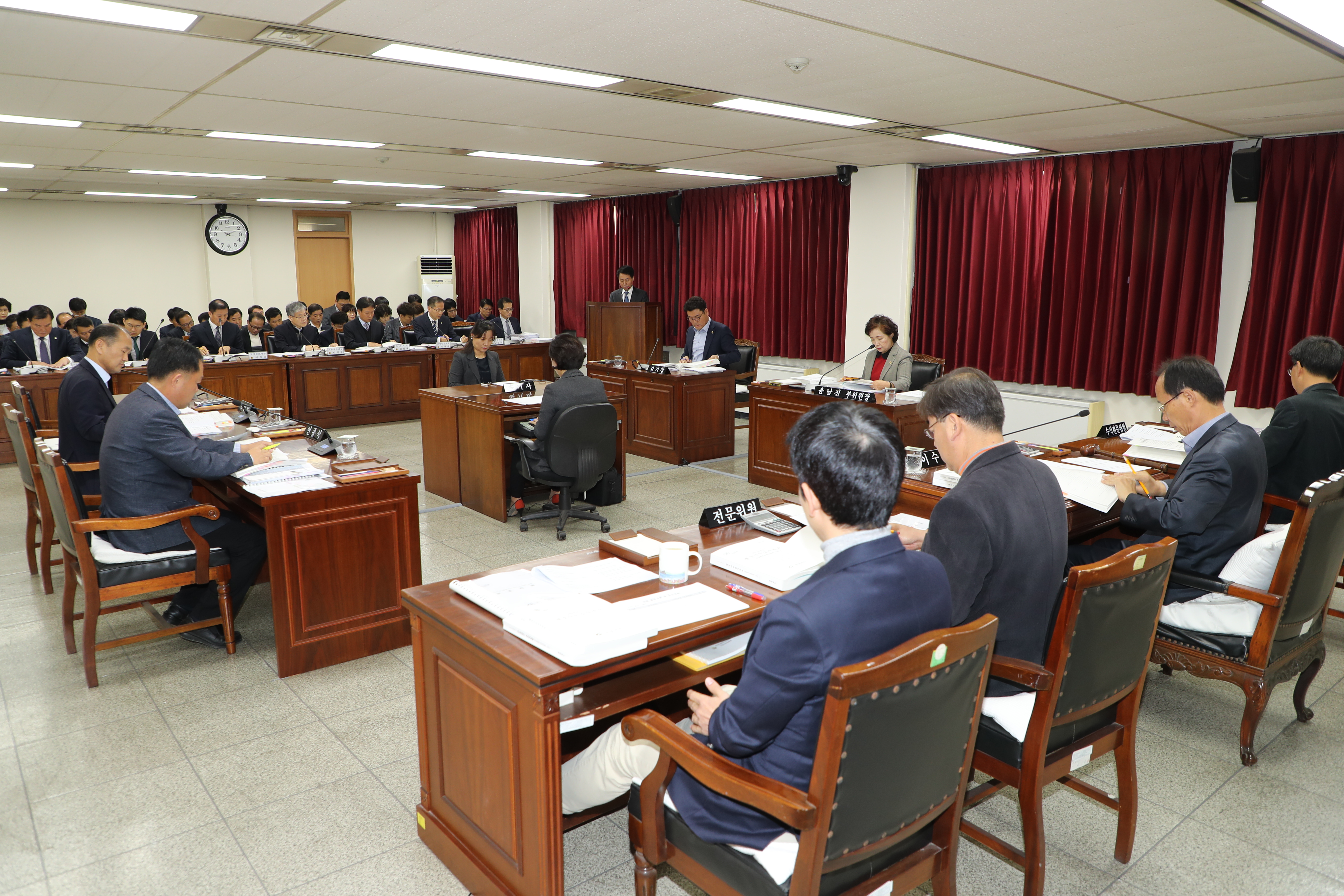 건설환경소방위원회 균형건설국, 교통연수원, 충북개발공사 행정사무감사 - 2
