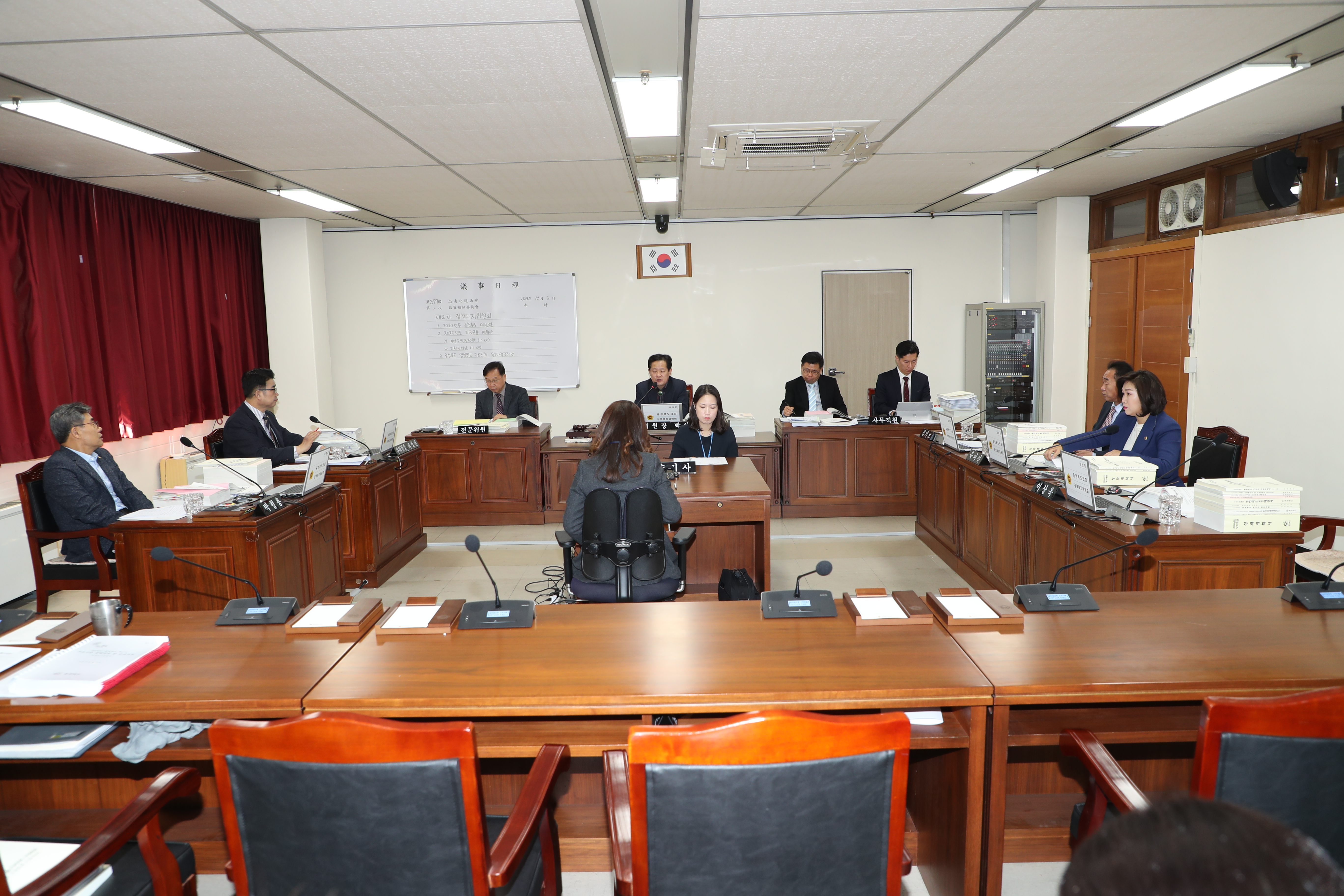 제377회 충청북도의회 정례회 제2차 정책복지위원회 - 1