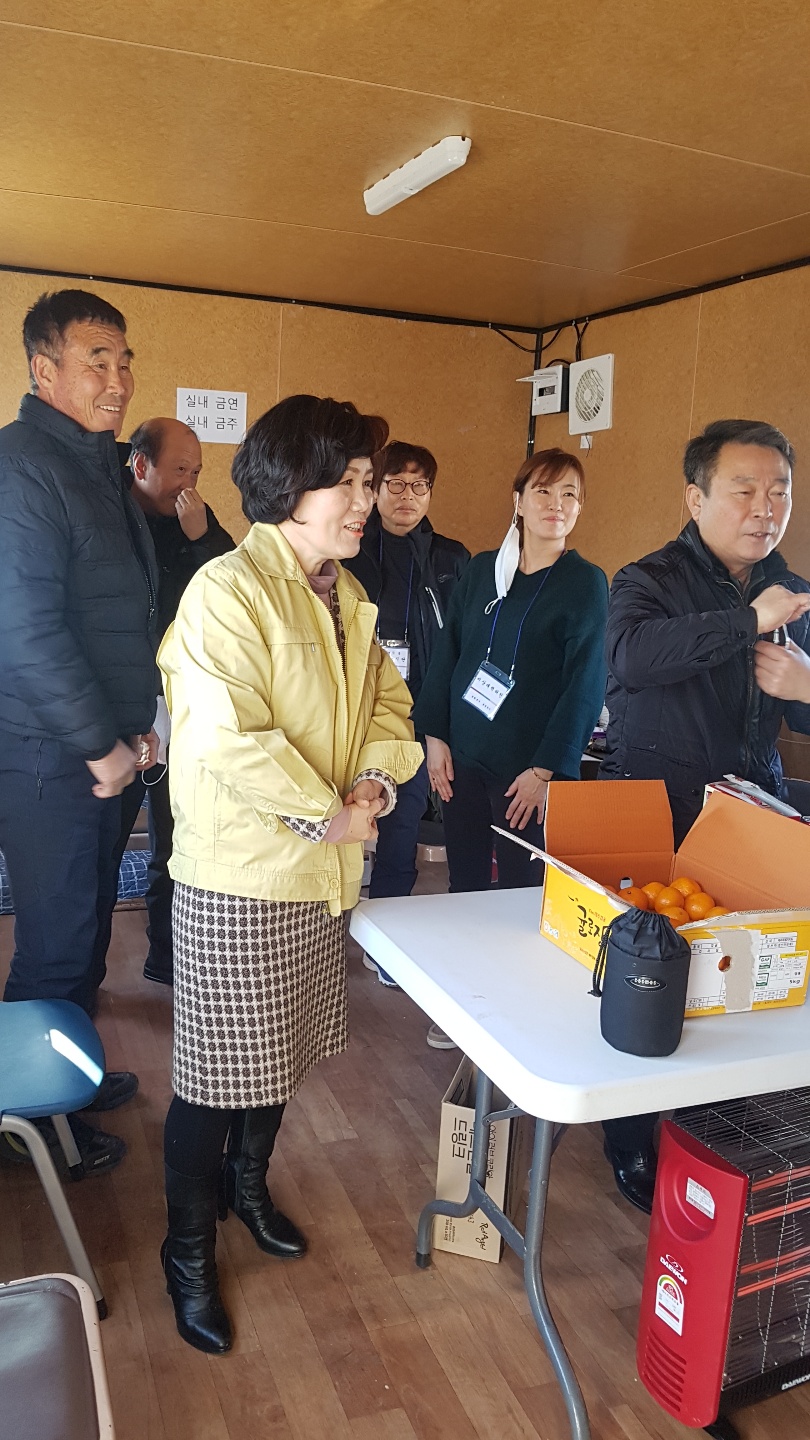 이숙애 교육위원장 신종코로나 관련 위문방문 - 1