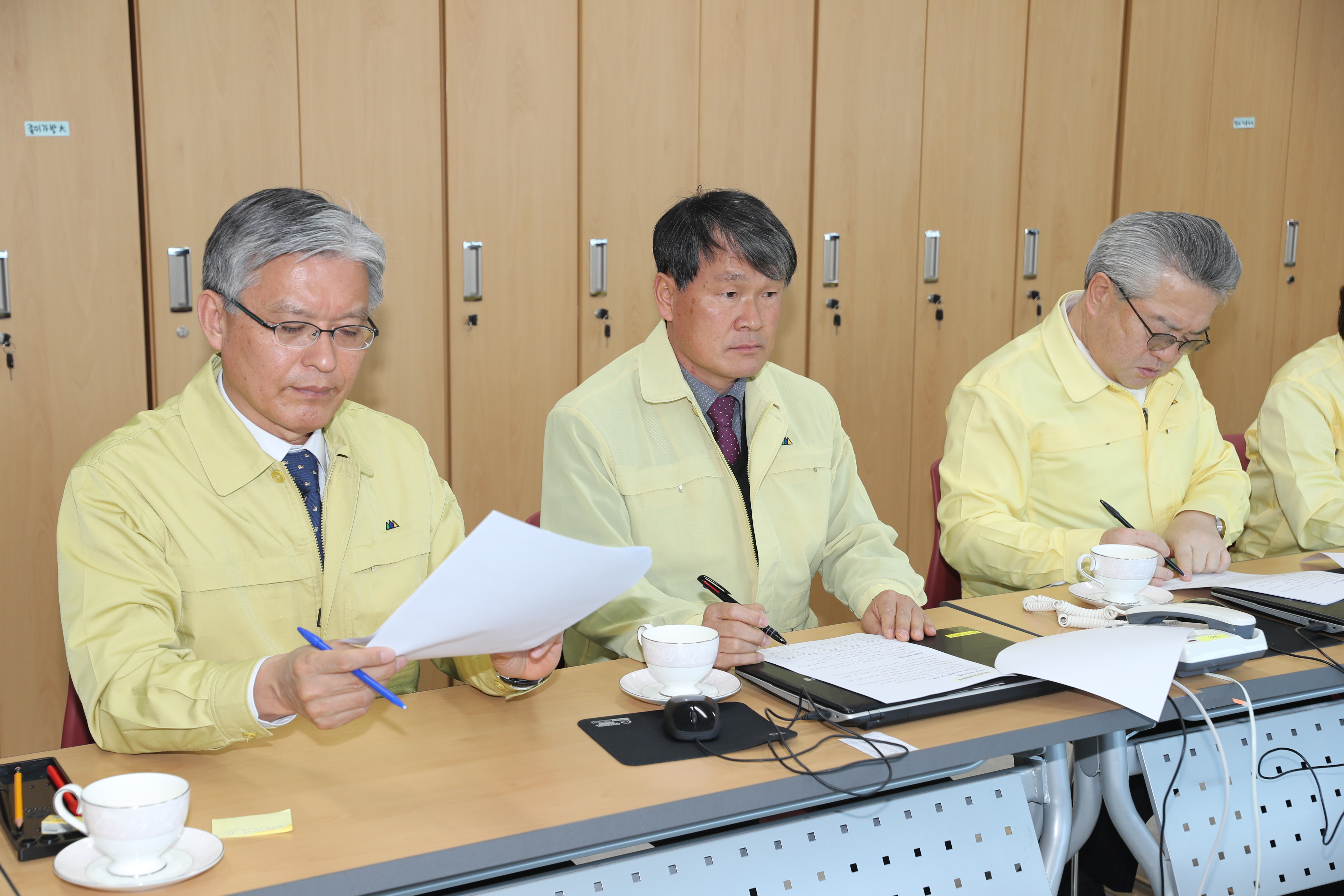 충북도의회, 신종코로나감염증 관련 도의회 차원 적극지원 - 3