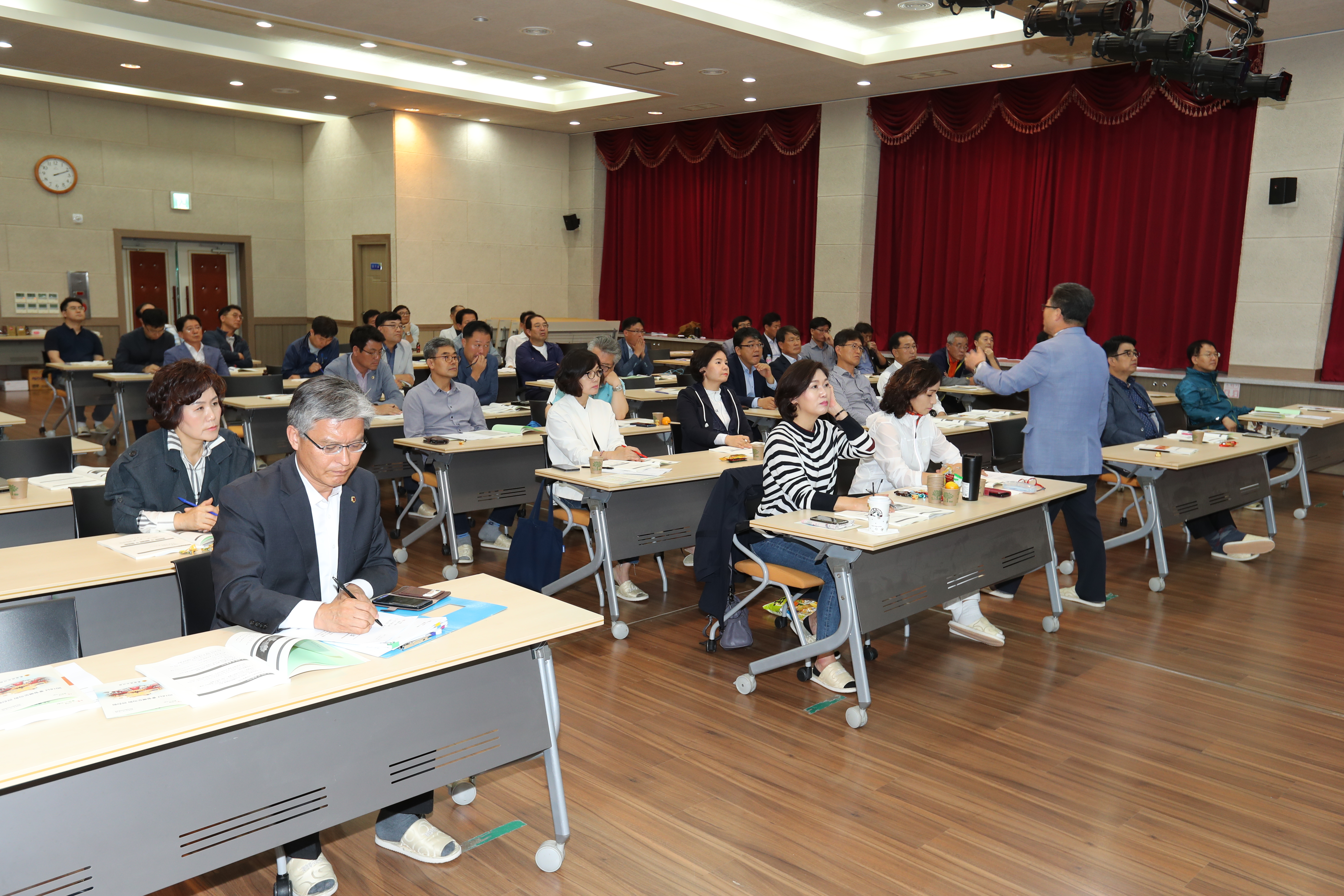 11대 충북도의회, 첫 전체의원 연찬회 개최 - 2