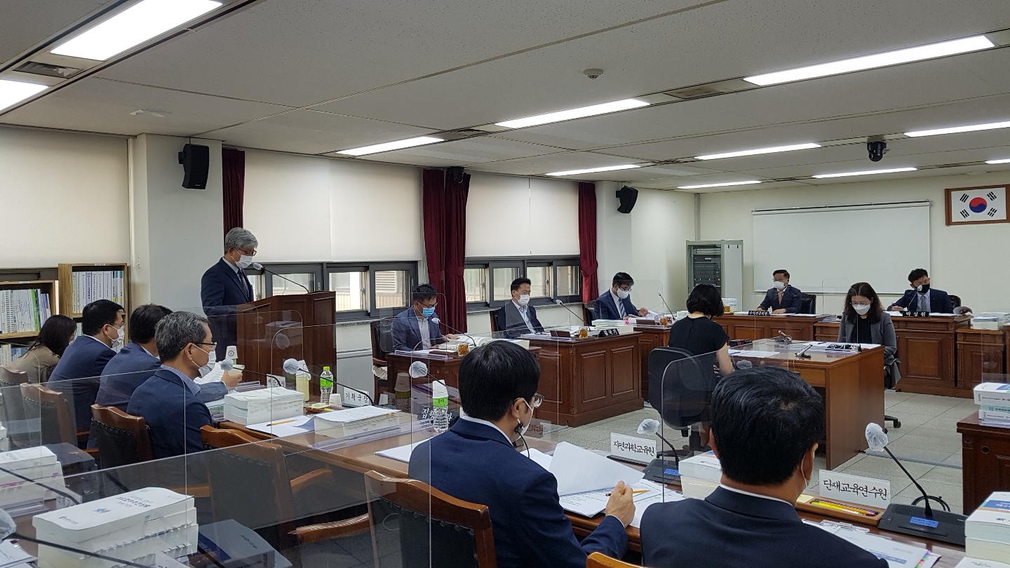 제385회 임시회 제1차 교육위원회 개최 - 1