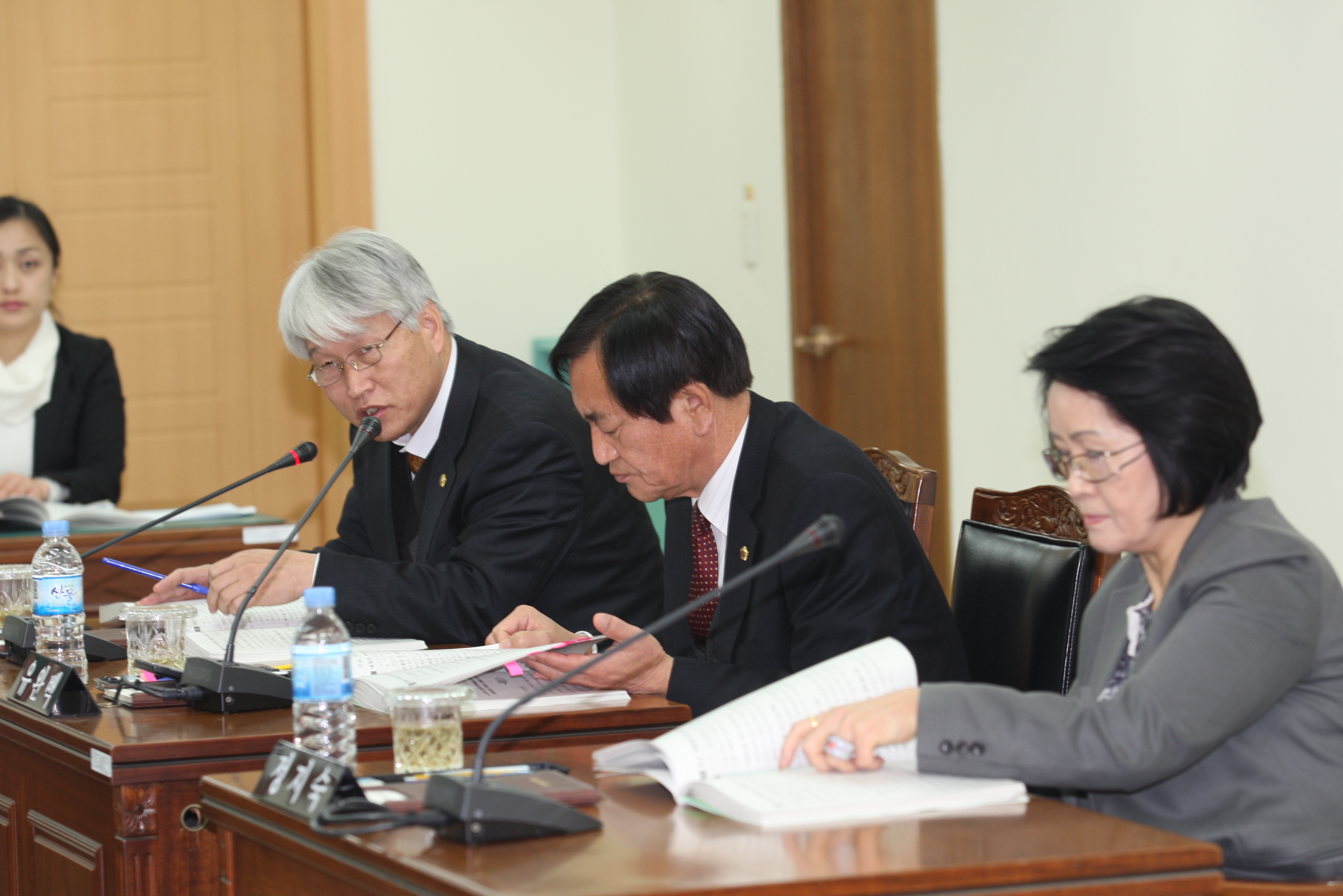 행정문화위원회 2차 상임위원회  - 1