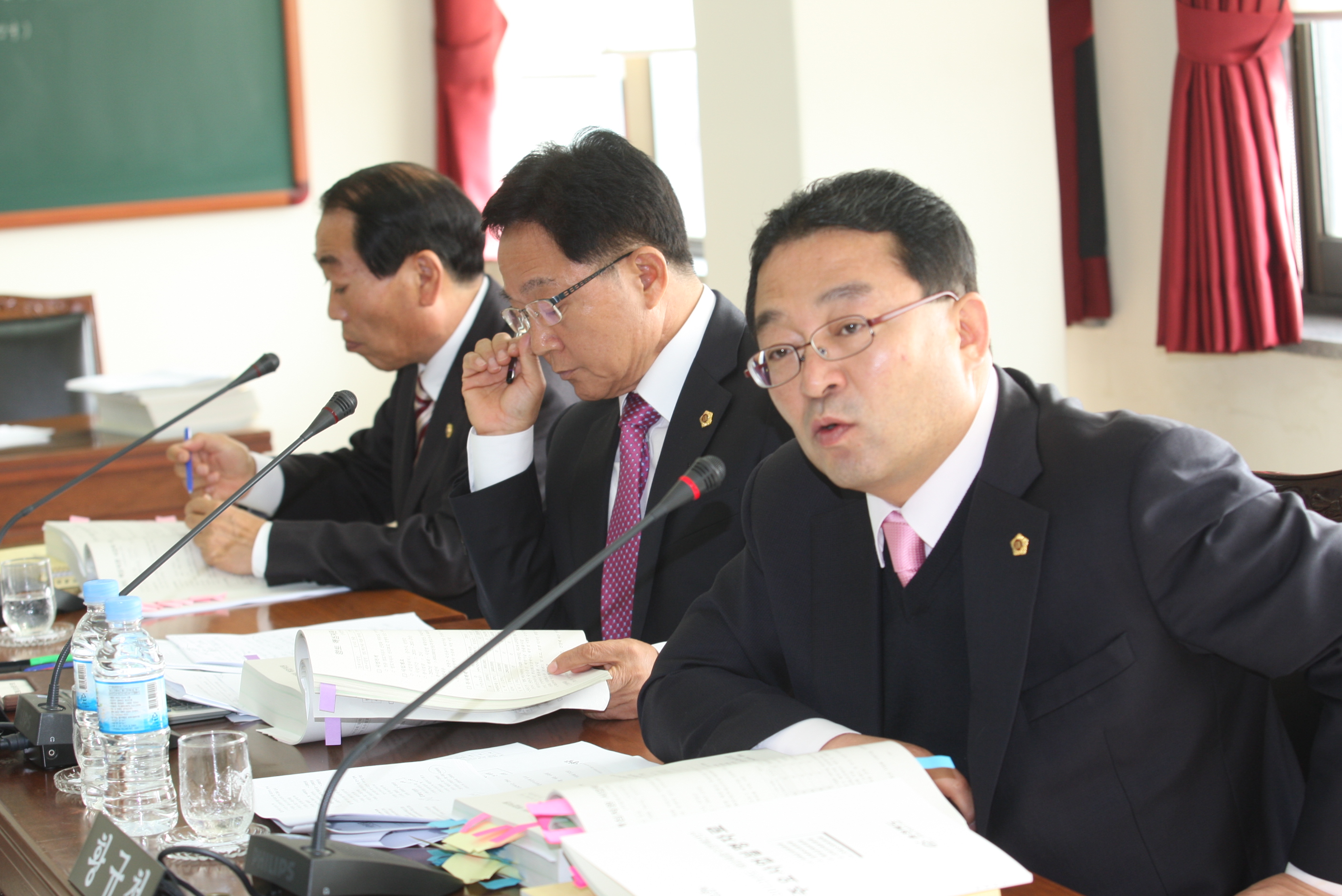 윤성옥의원, 향토전통시장 총괄적인 지원 대책 마련 촉구 - 2