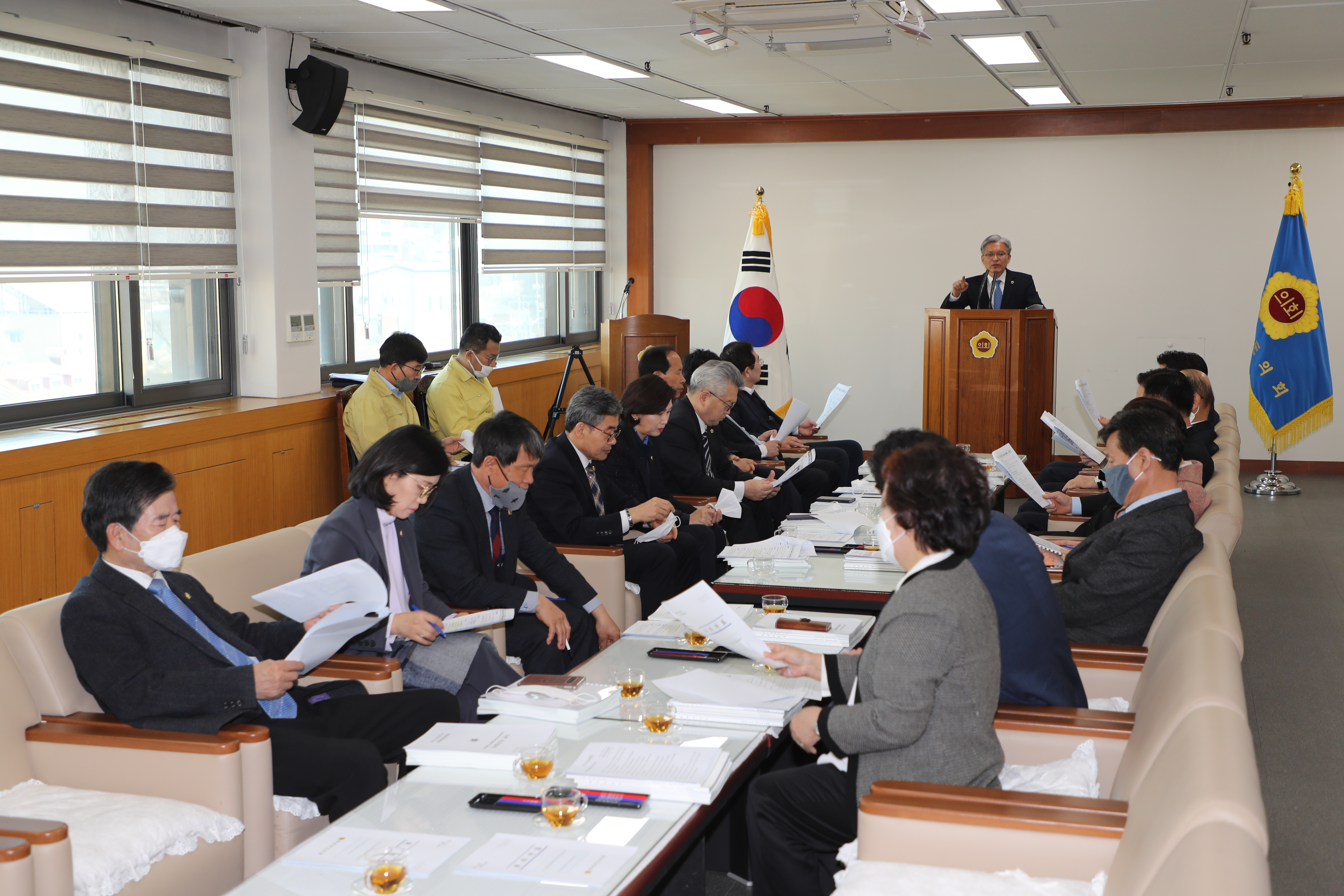 충청북도의회 제379회 임시회 제3차 본회의 개의 - 2