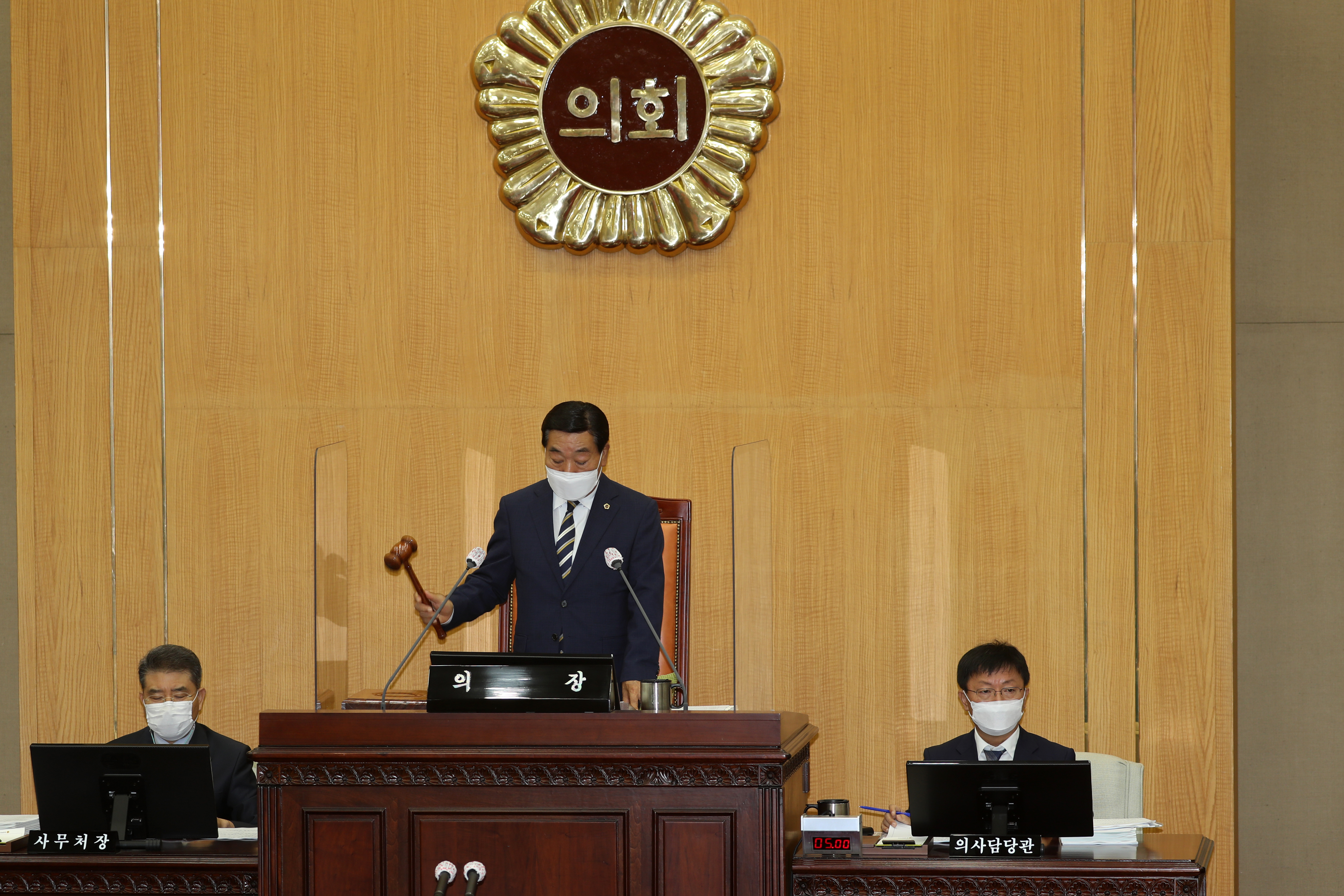 제385회 임시회 제2차 본회의 개의 - 2